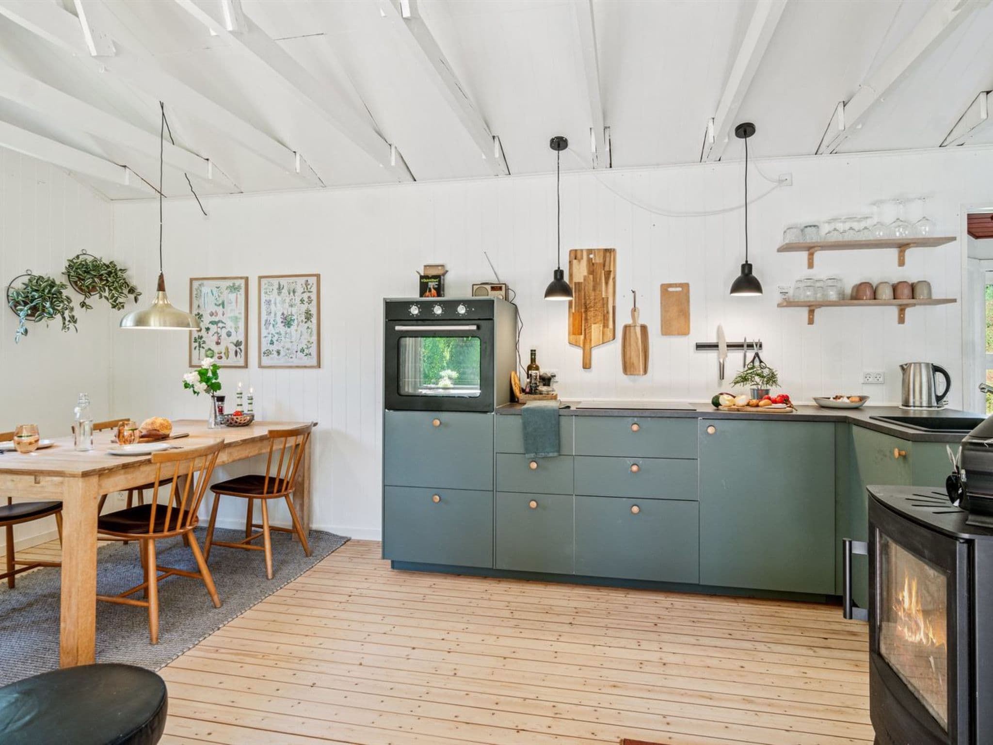 Kitchen / Dining Room