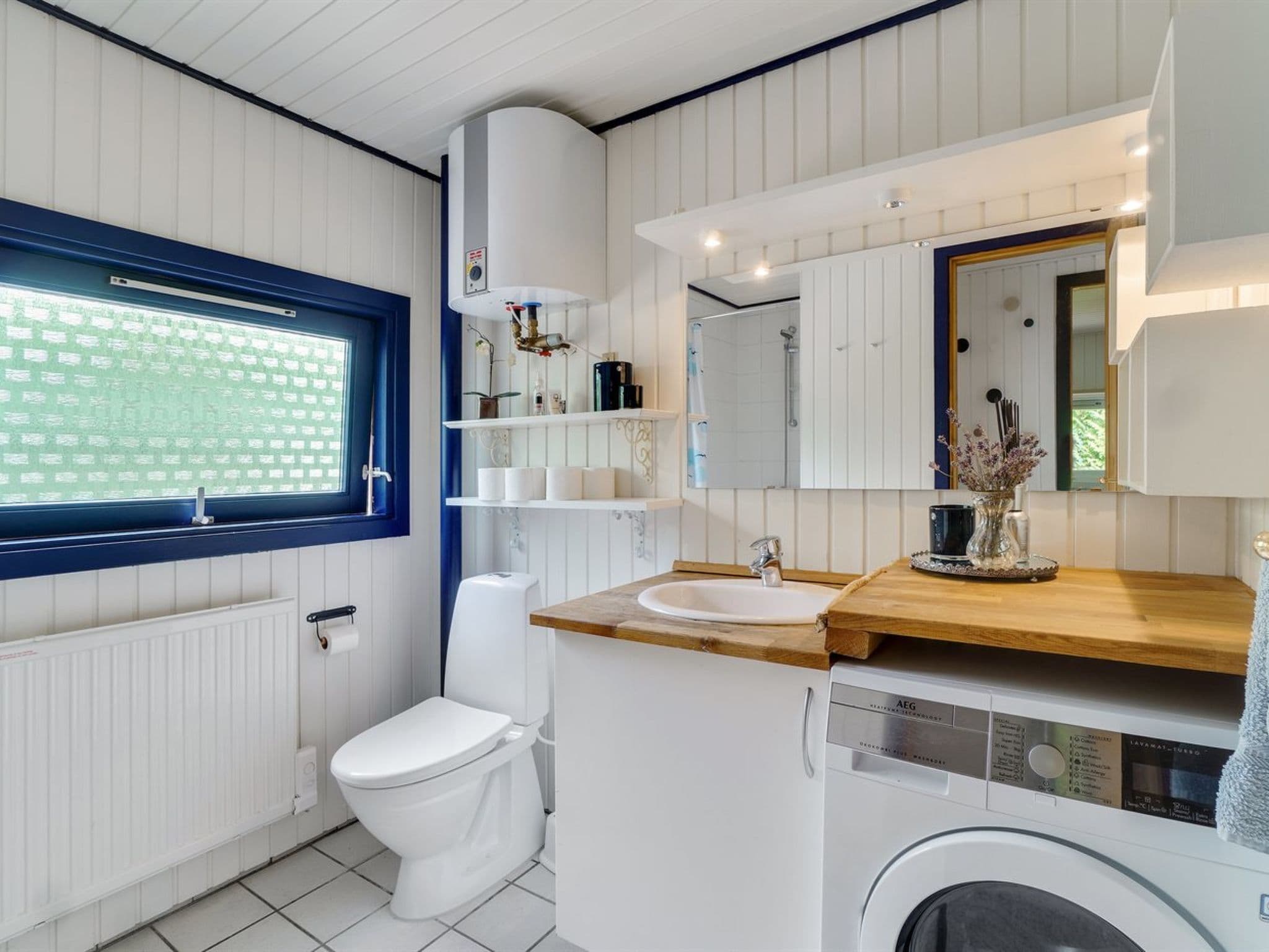 Bathroom / Wellness