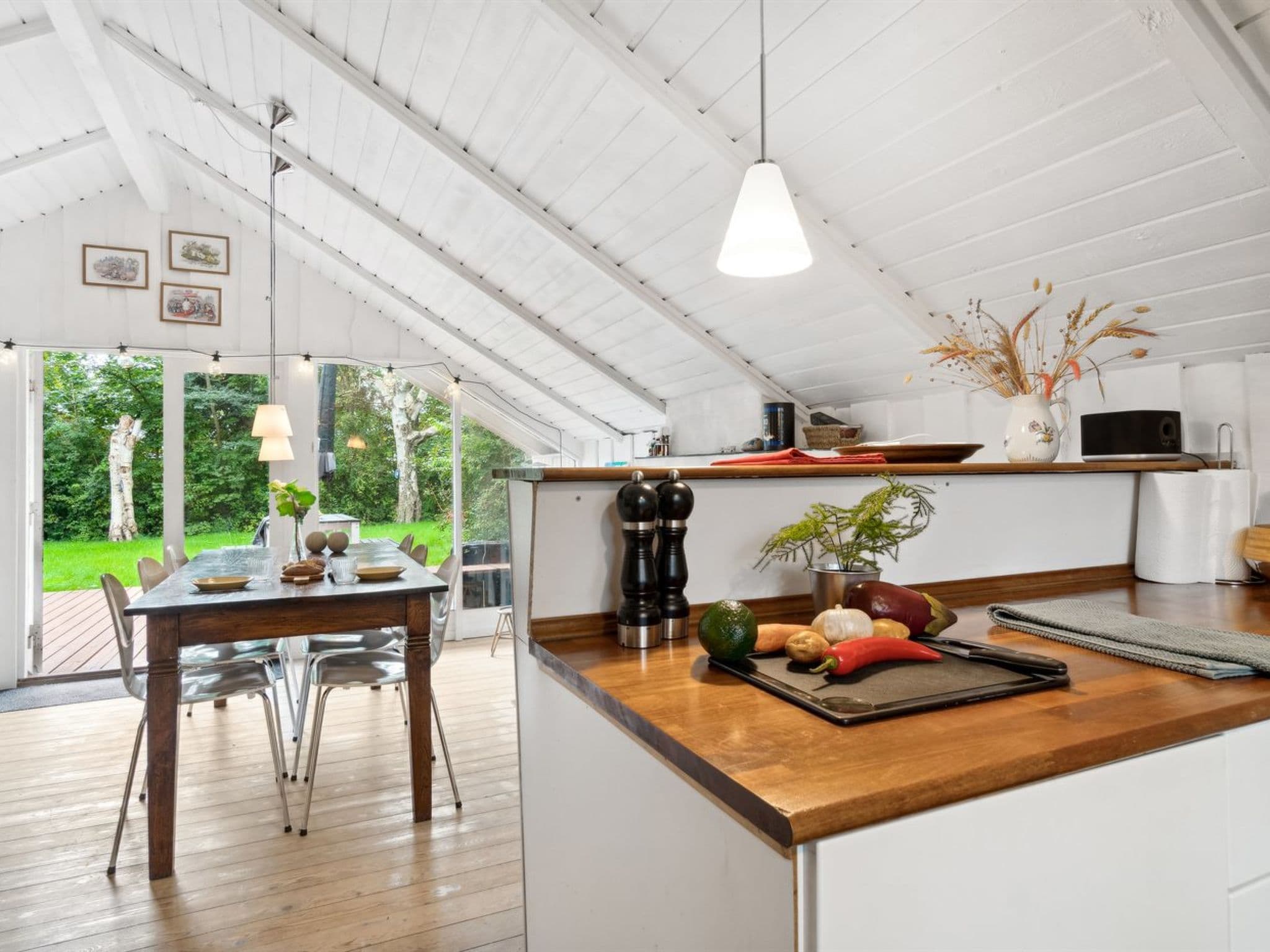 Kitchen / Dining Room
