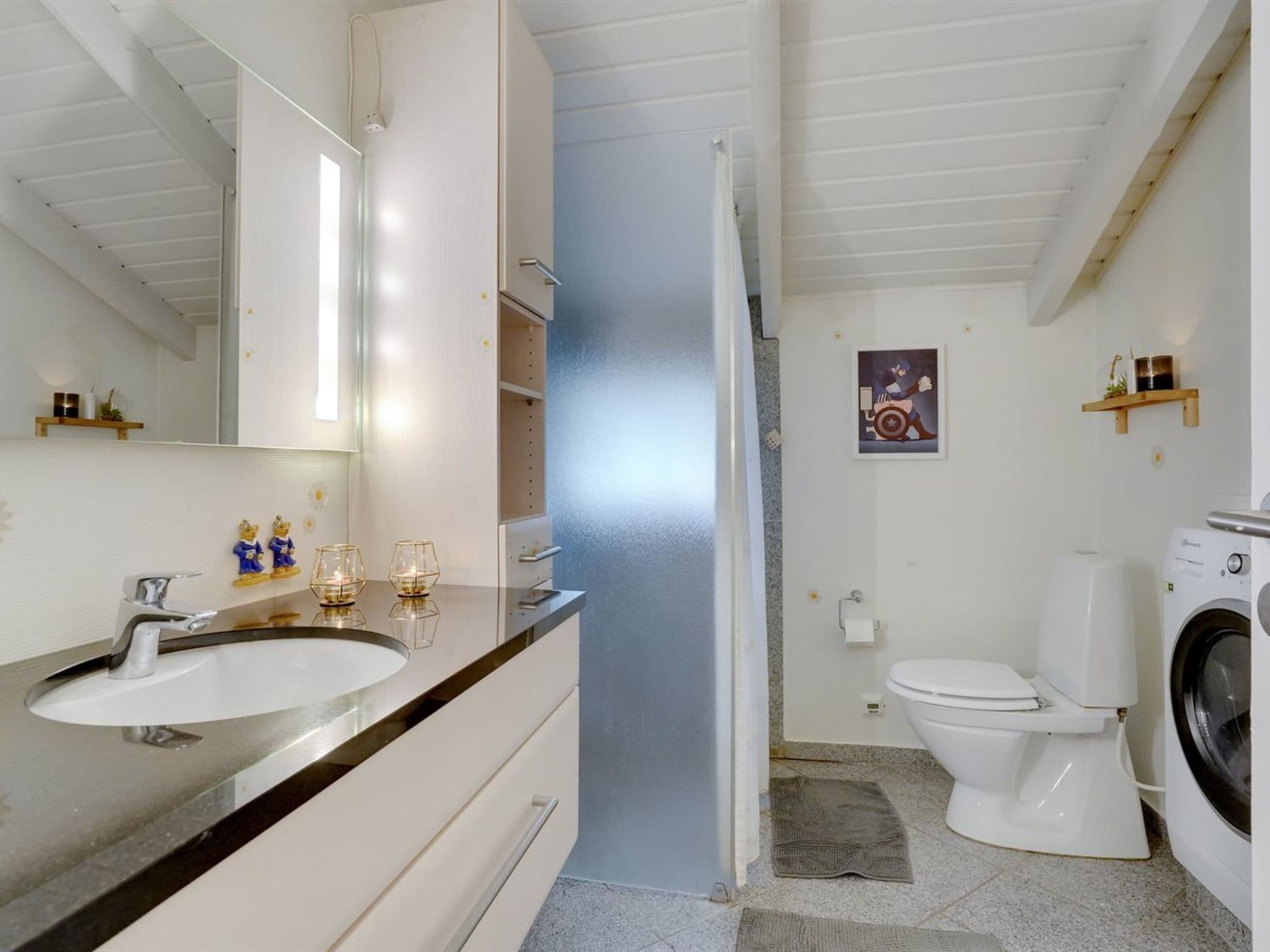 Bathroom / Wellness