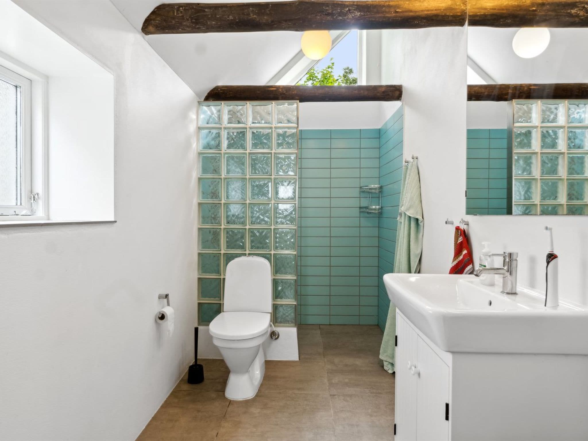 Bathroom / Wellness