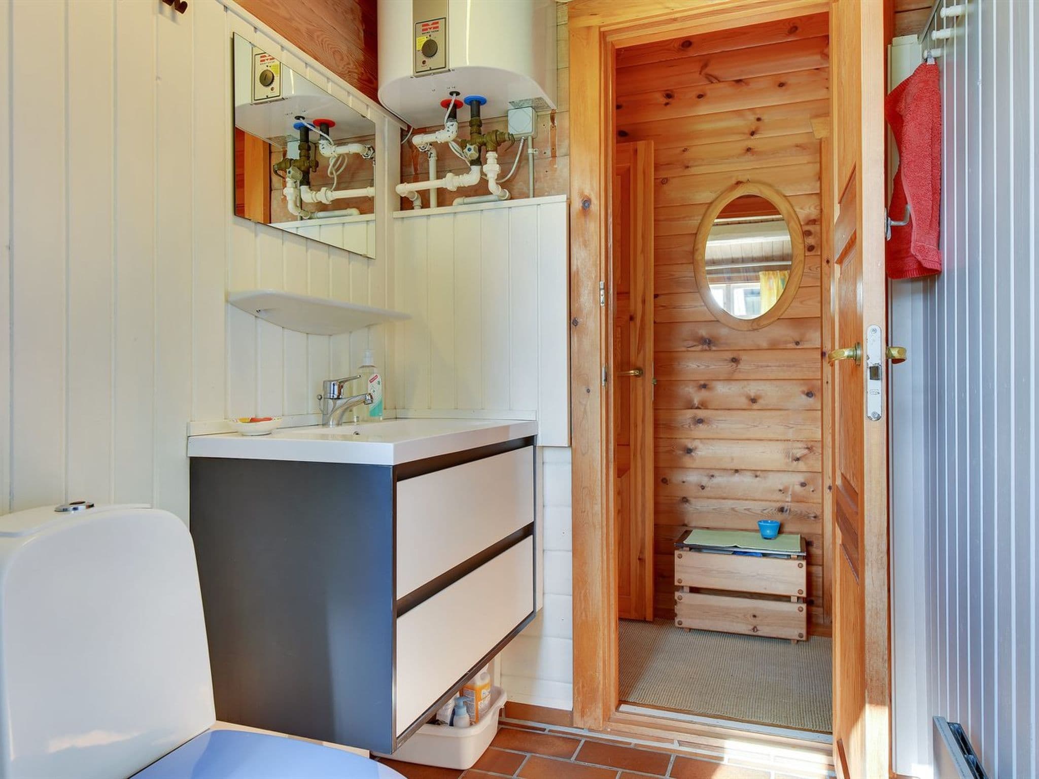 Bathroom / Wellness