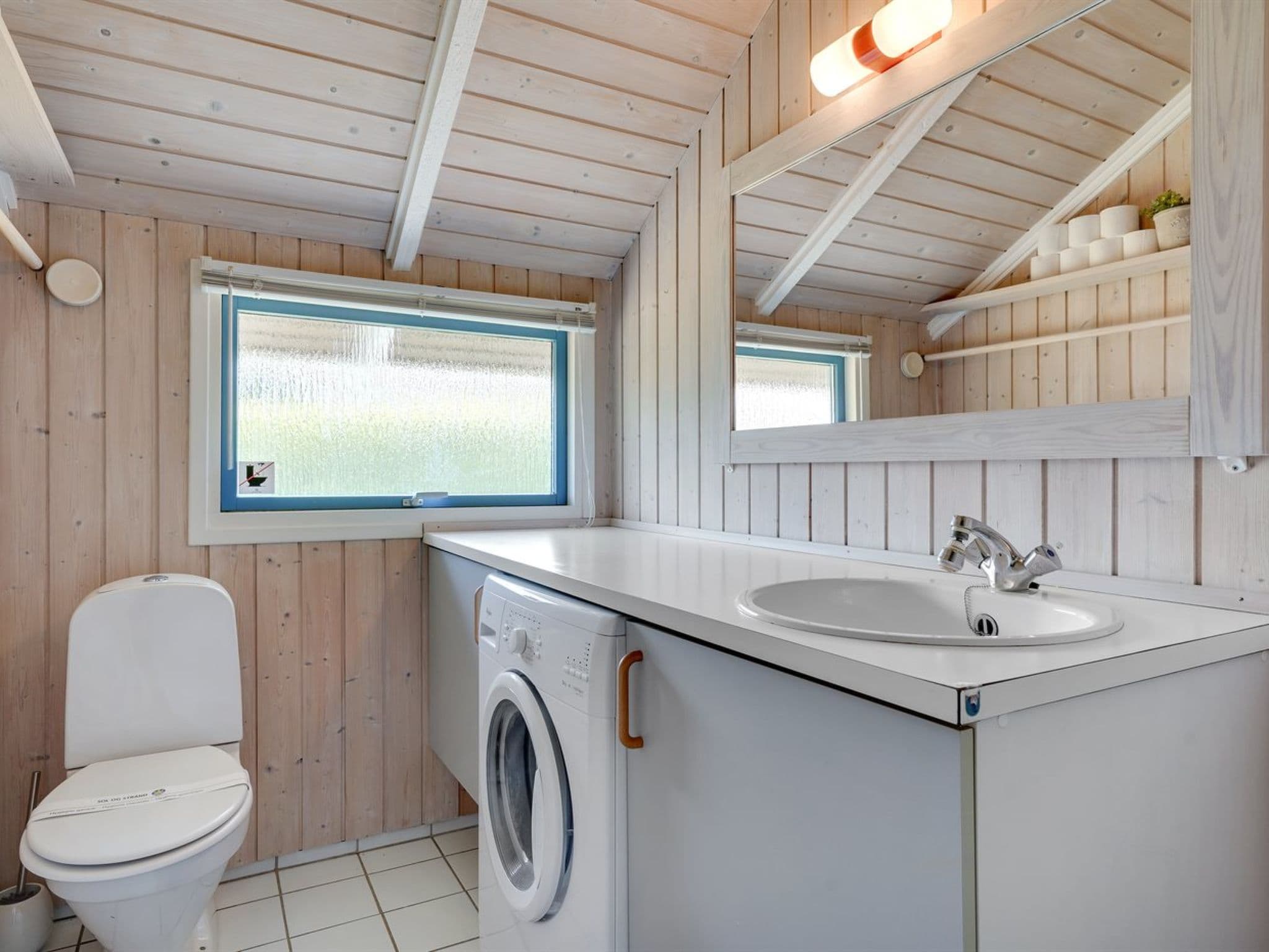Bathroom / Wellness