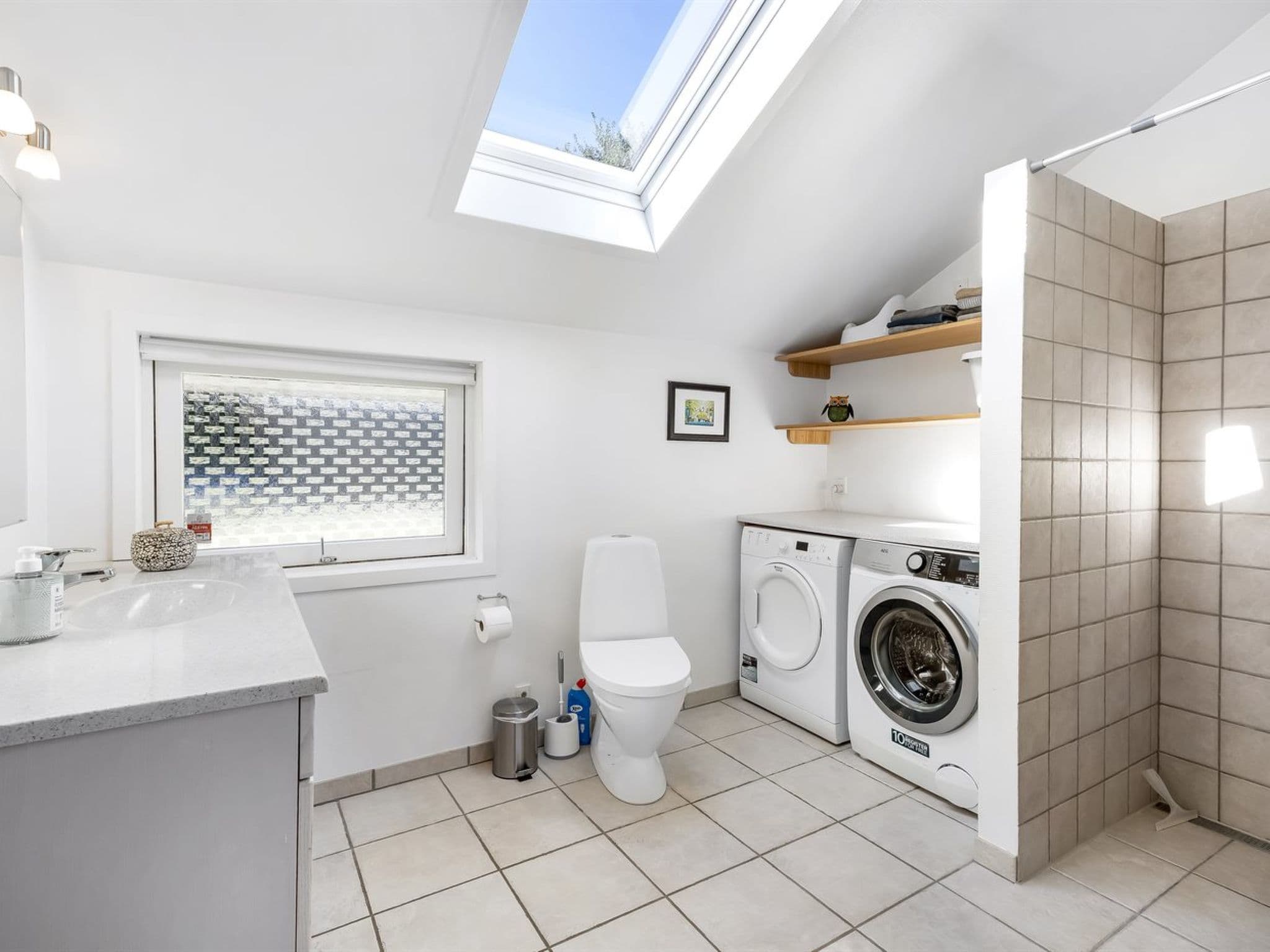 Bathroom / Wellness