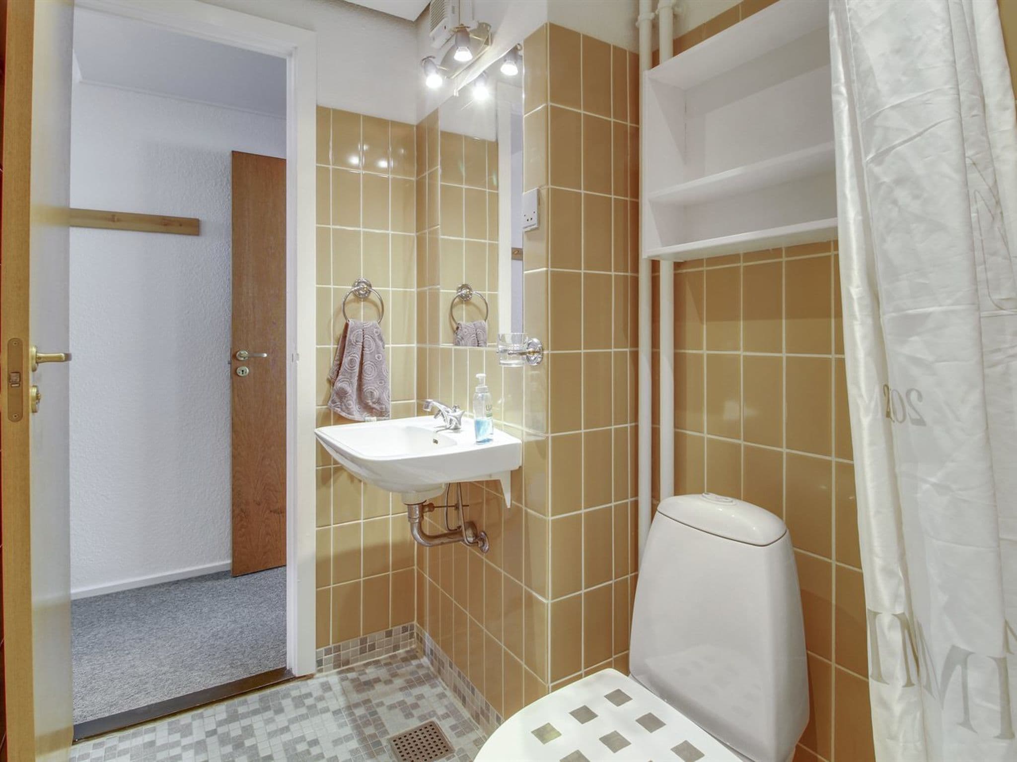 Bathroom / Wellness