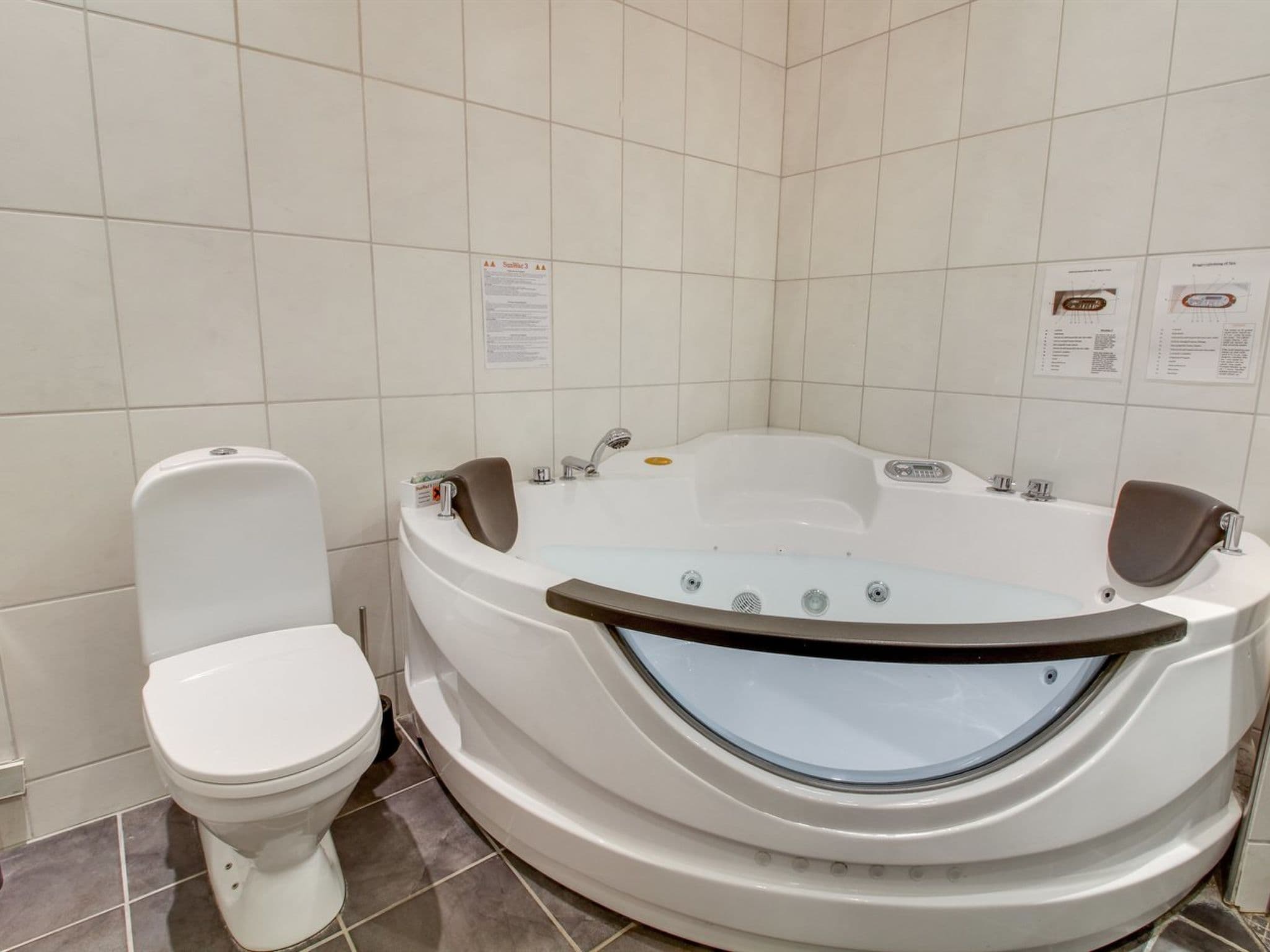 Bathroom / Wellness