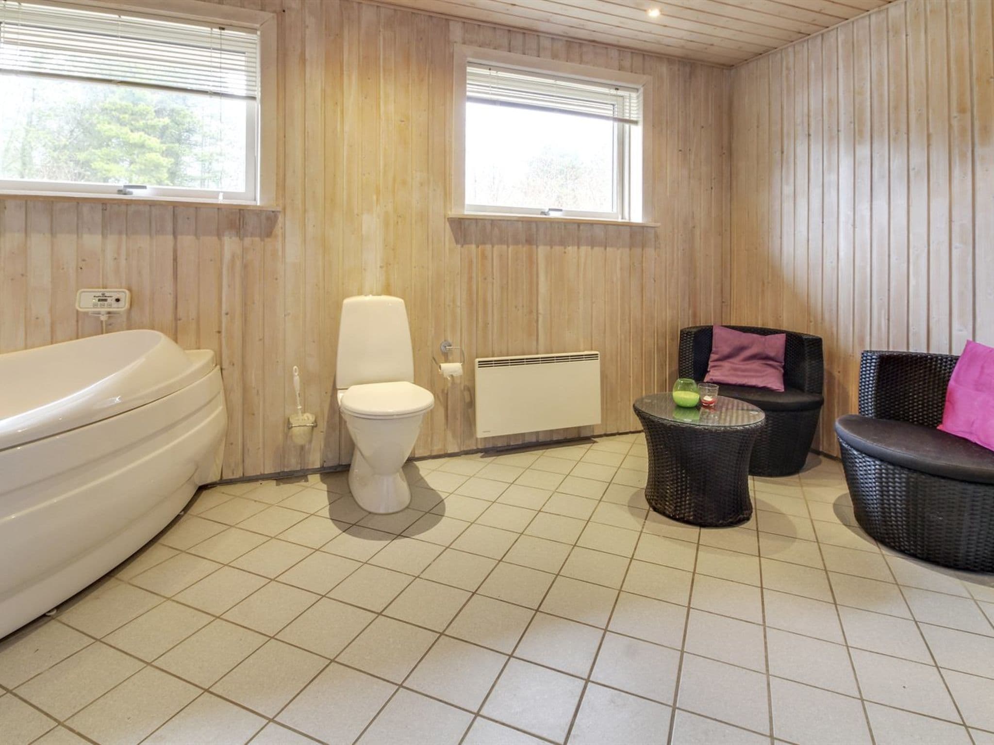 Bathroom / Wellness