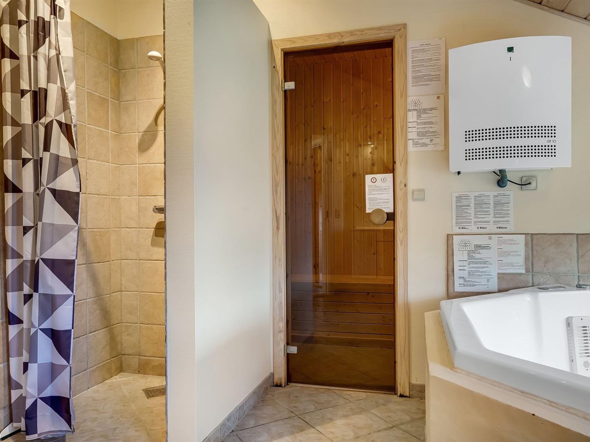 Bathroom / Wellness