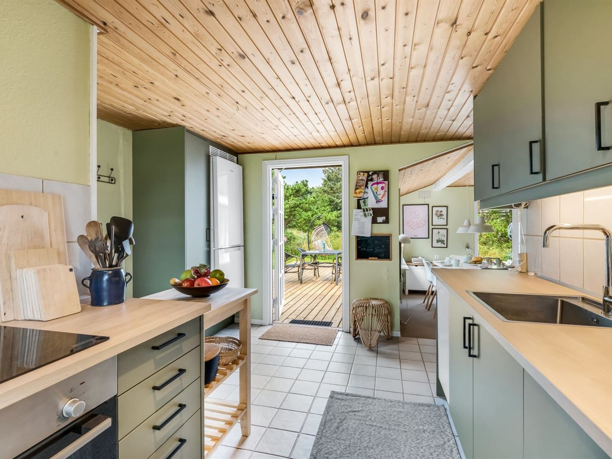 Kitchen / Dining Room