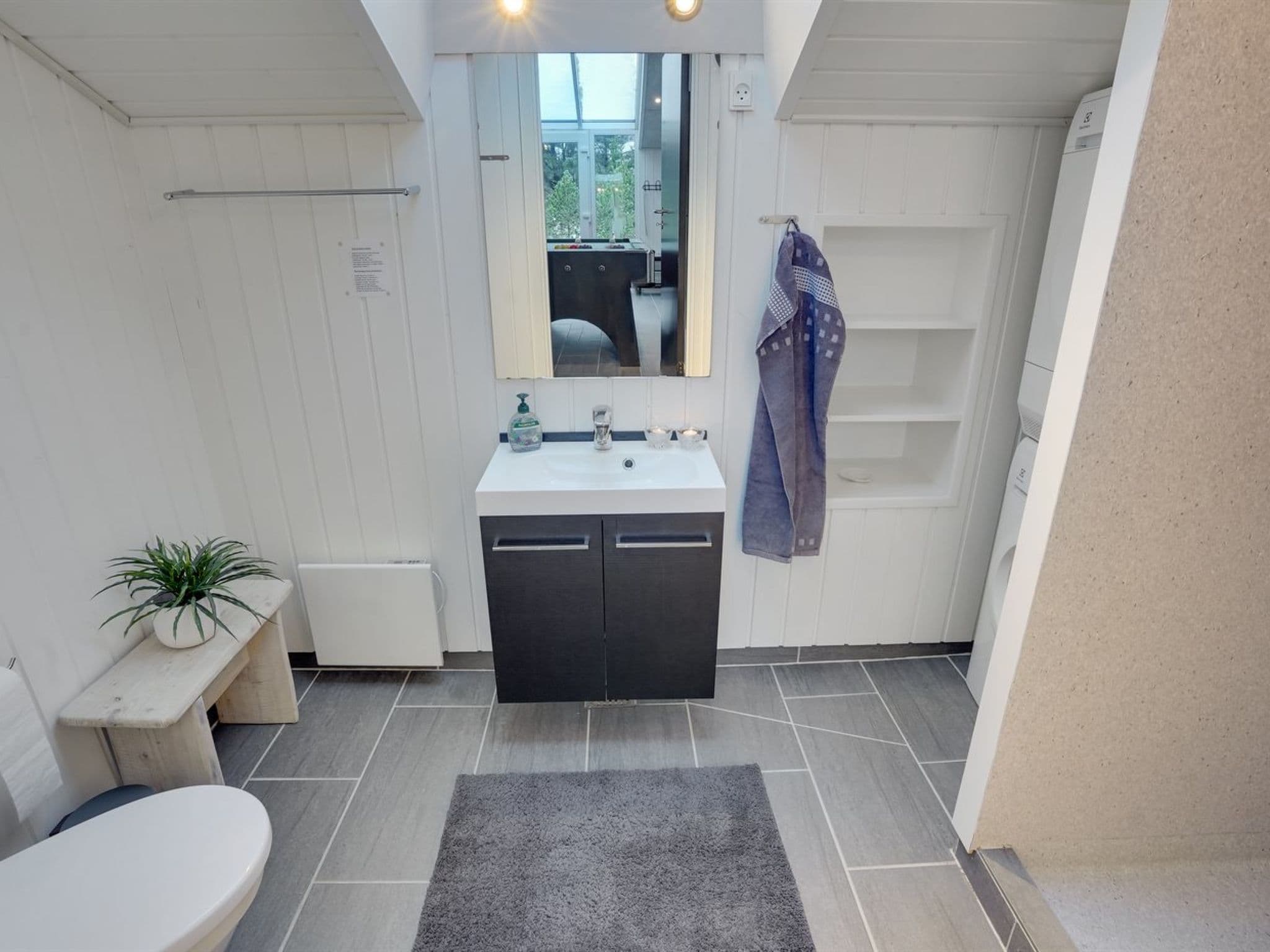 Bathroom / Wellness