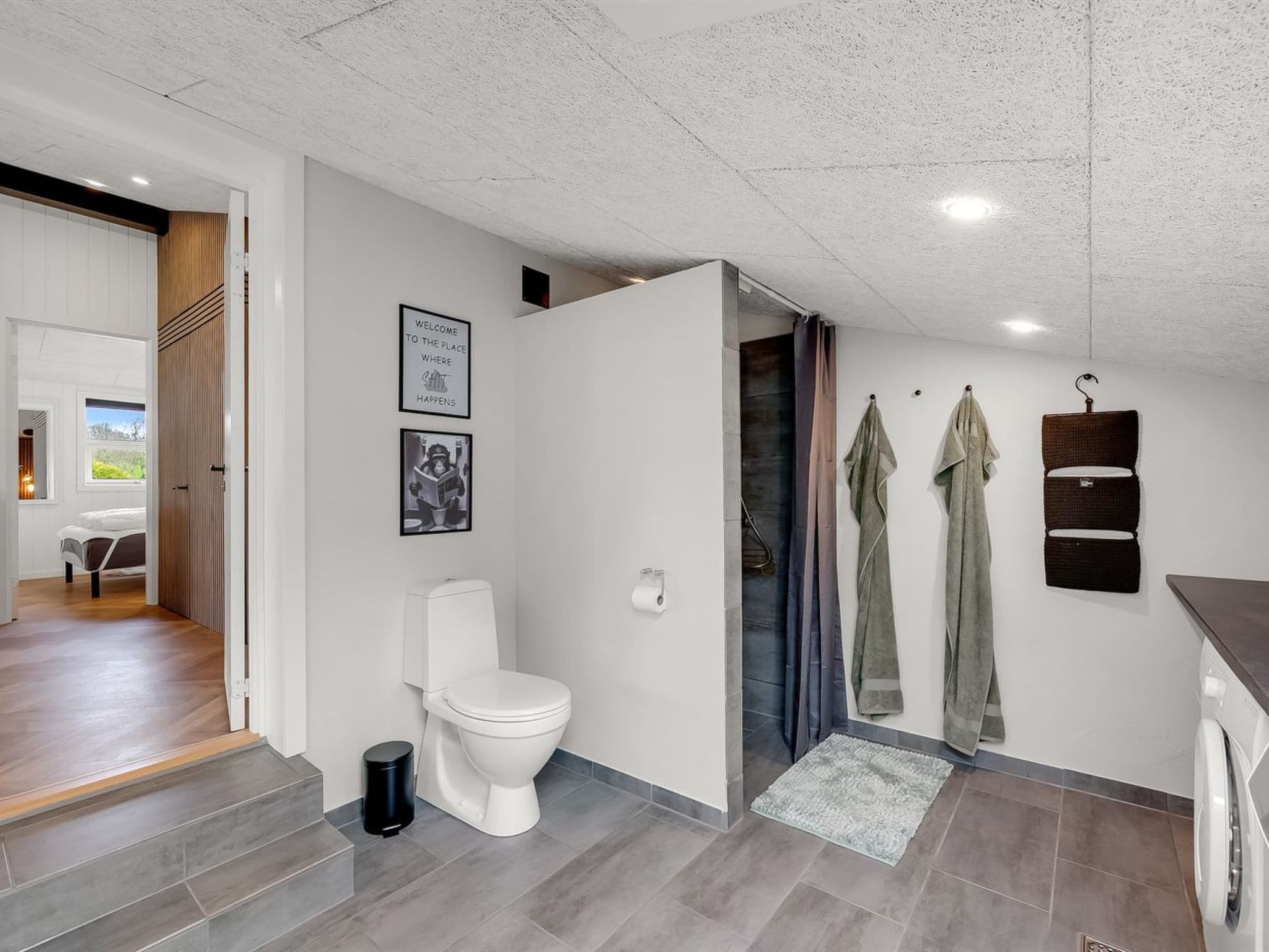 Bathroom / Wellness