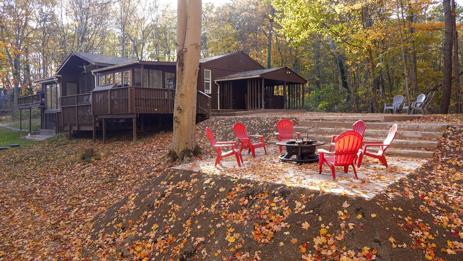 8127 rear fire pit 2.jpg