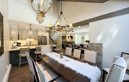 Attitash Heights | Ski in/out Getaway with Pool