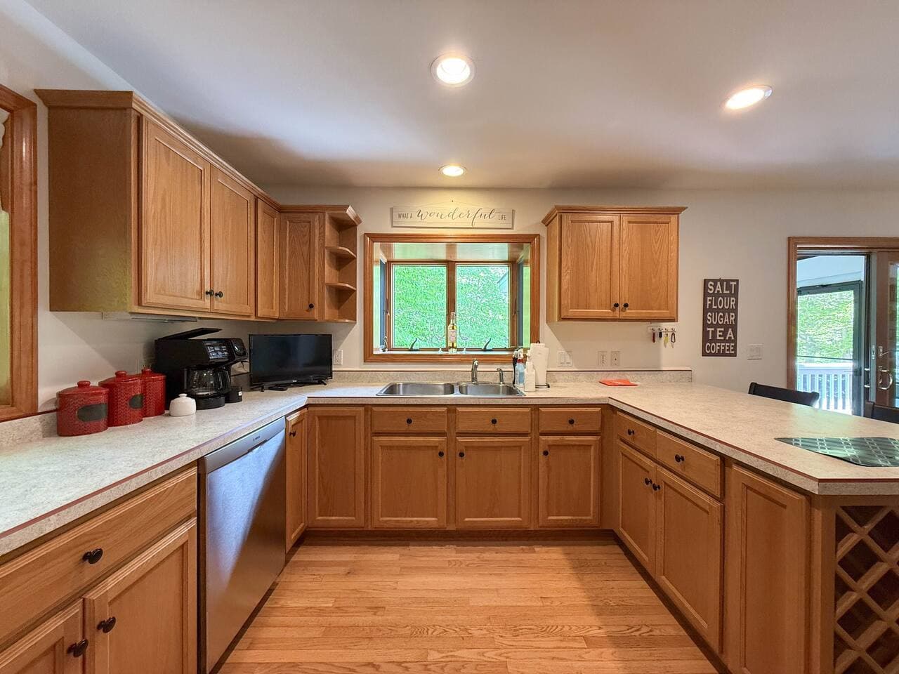 Gallery Image 15