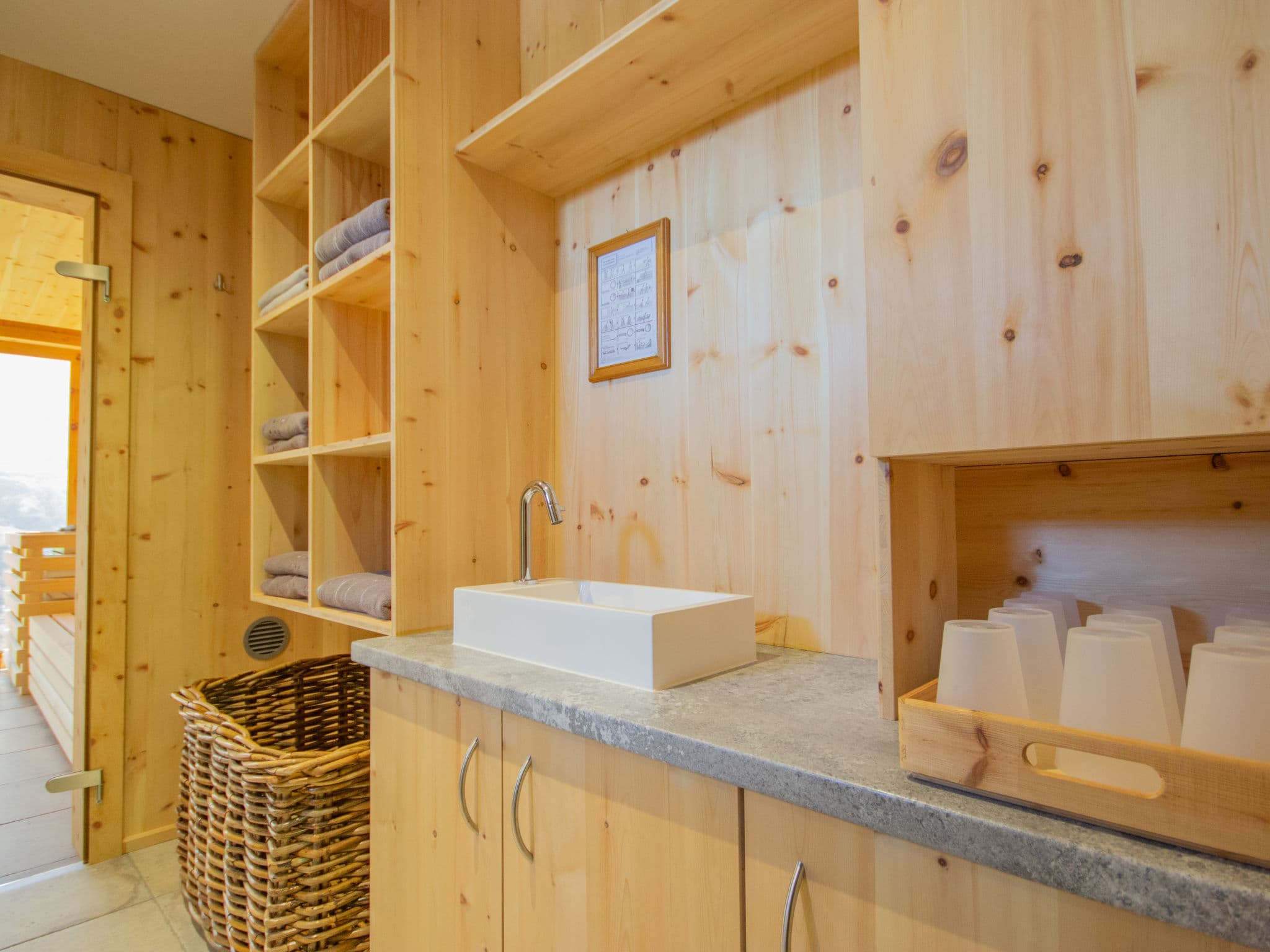 Bathroom / Wellness