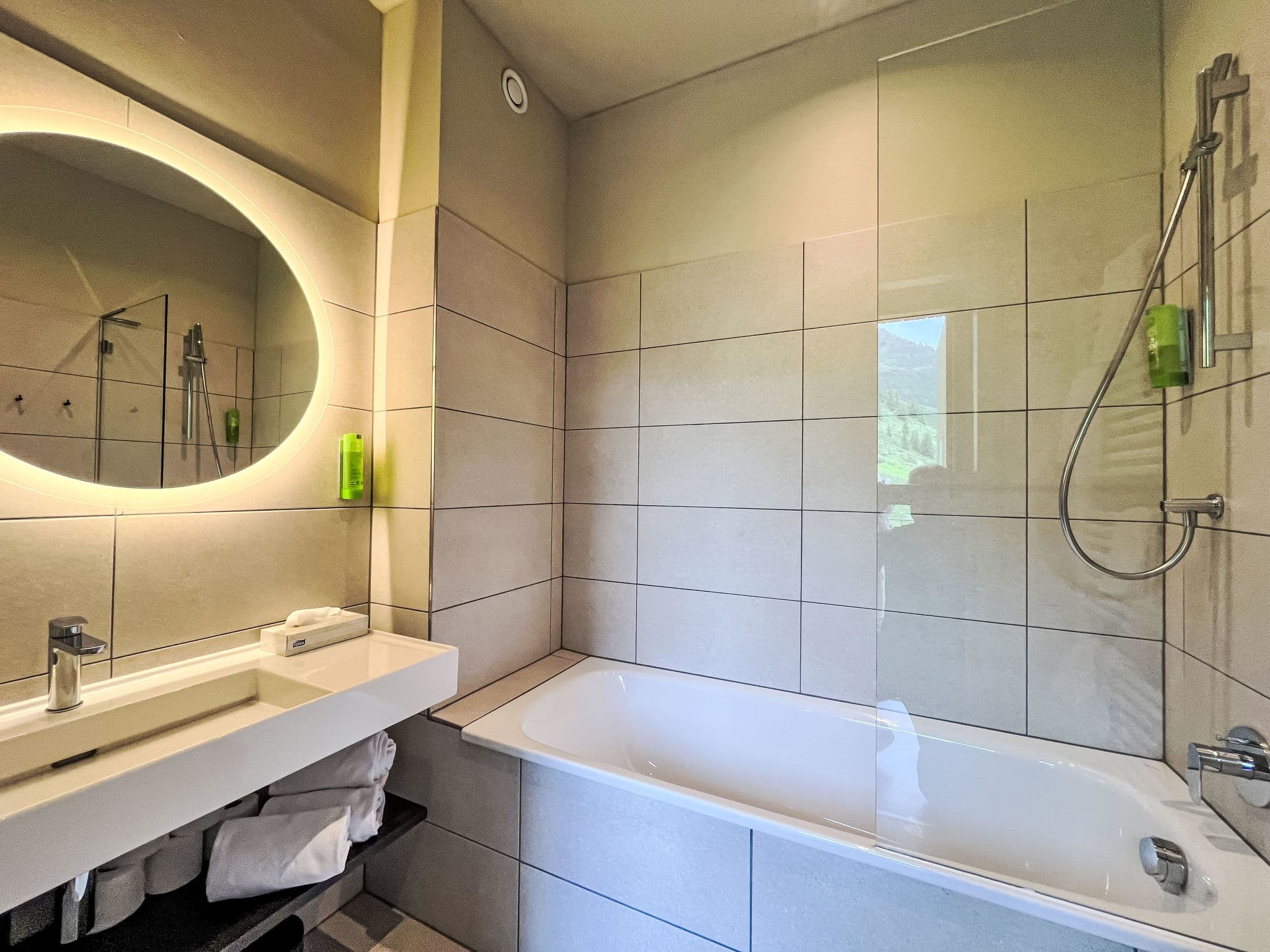 Bathroom / Wellness