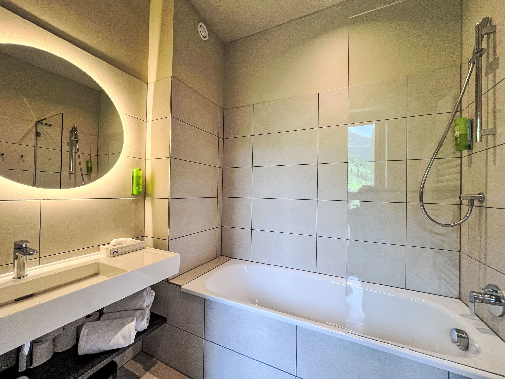 Bathroom / Wellness