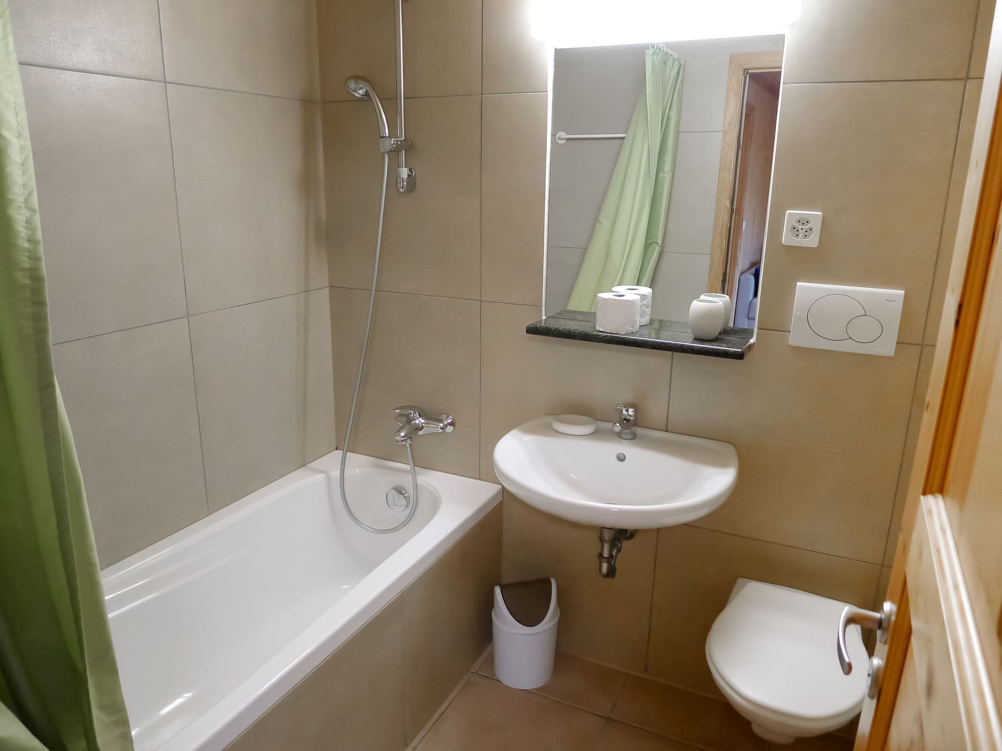 Bathroom / Wellness