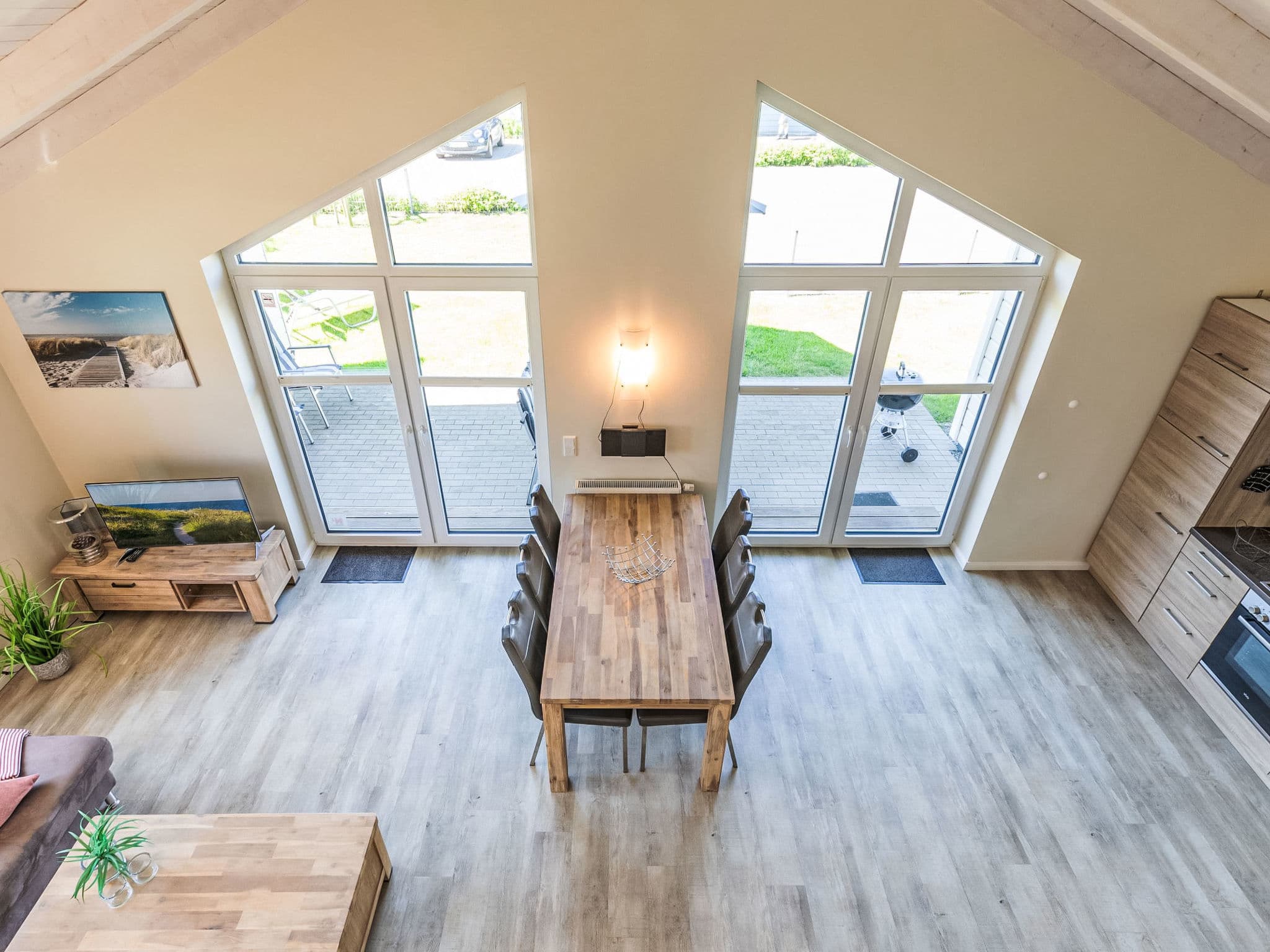 Kitchen / Dining Room