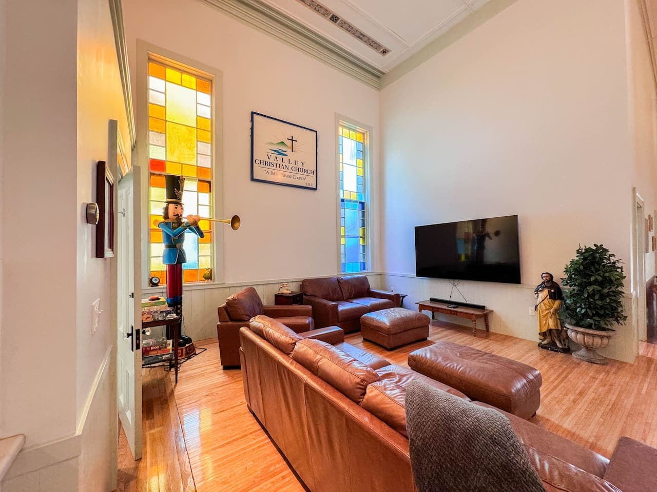 Gallery Image 9