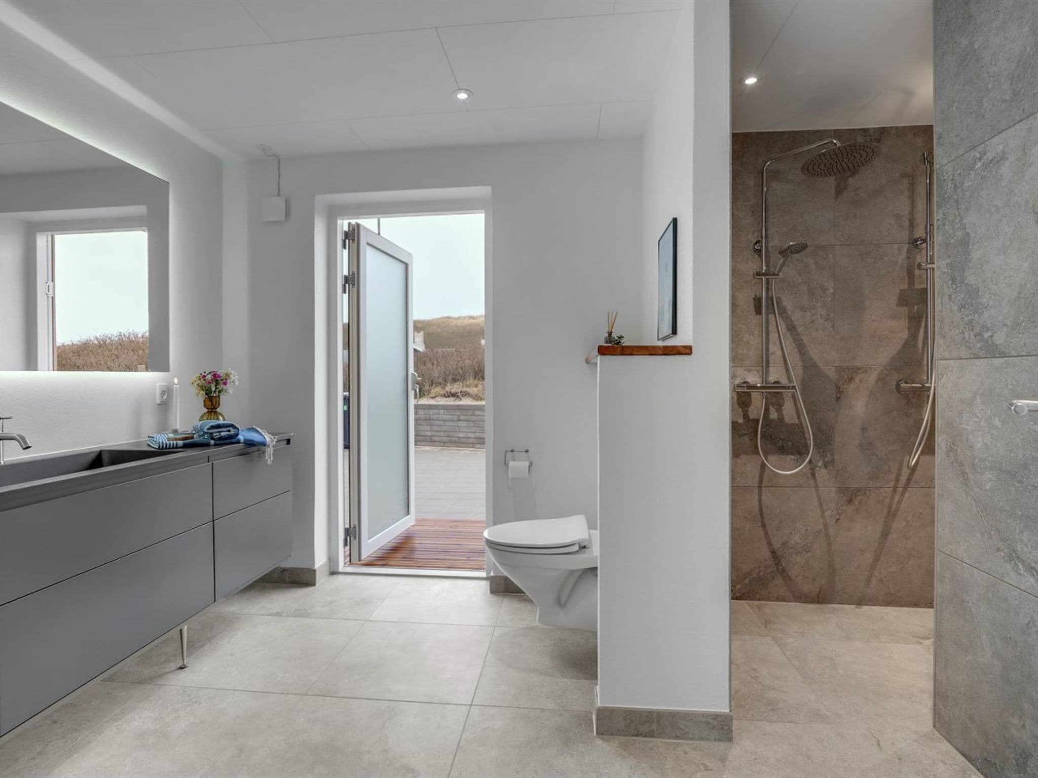 Bathroom / Wellness