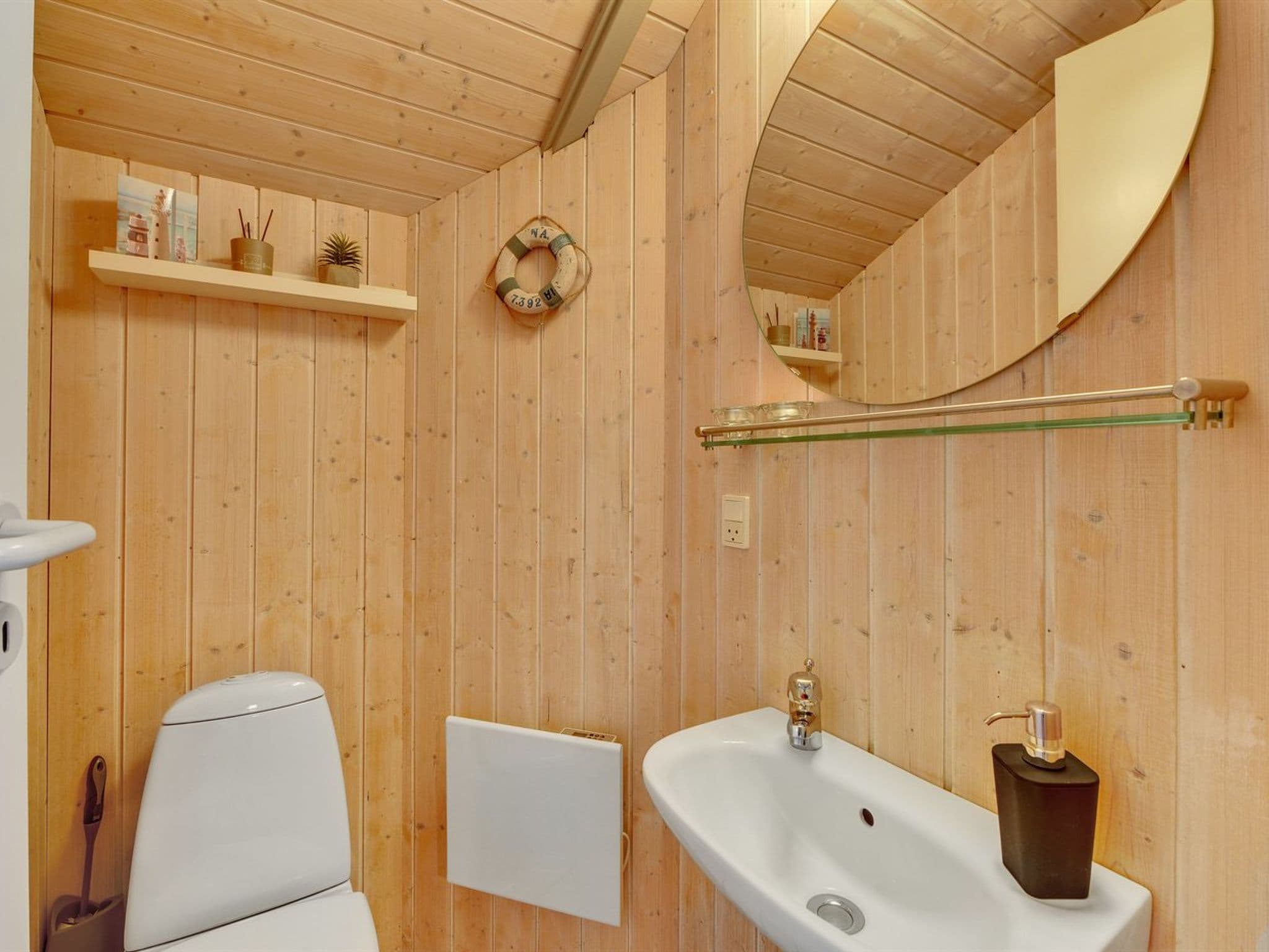 Bathroom / Wellness