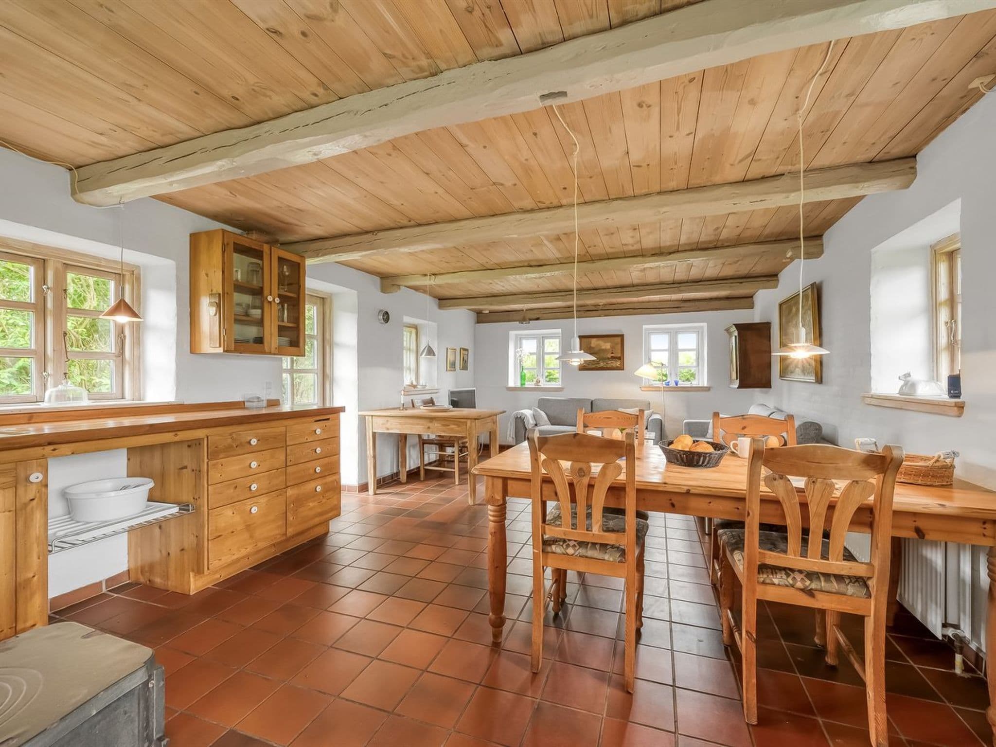 Kitchen / Dining Room