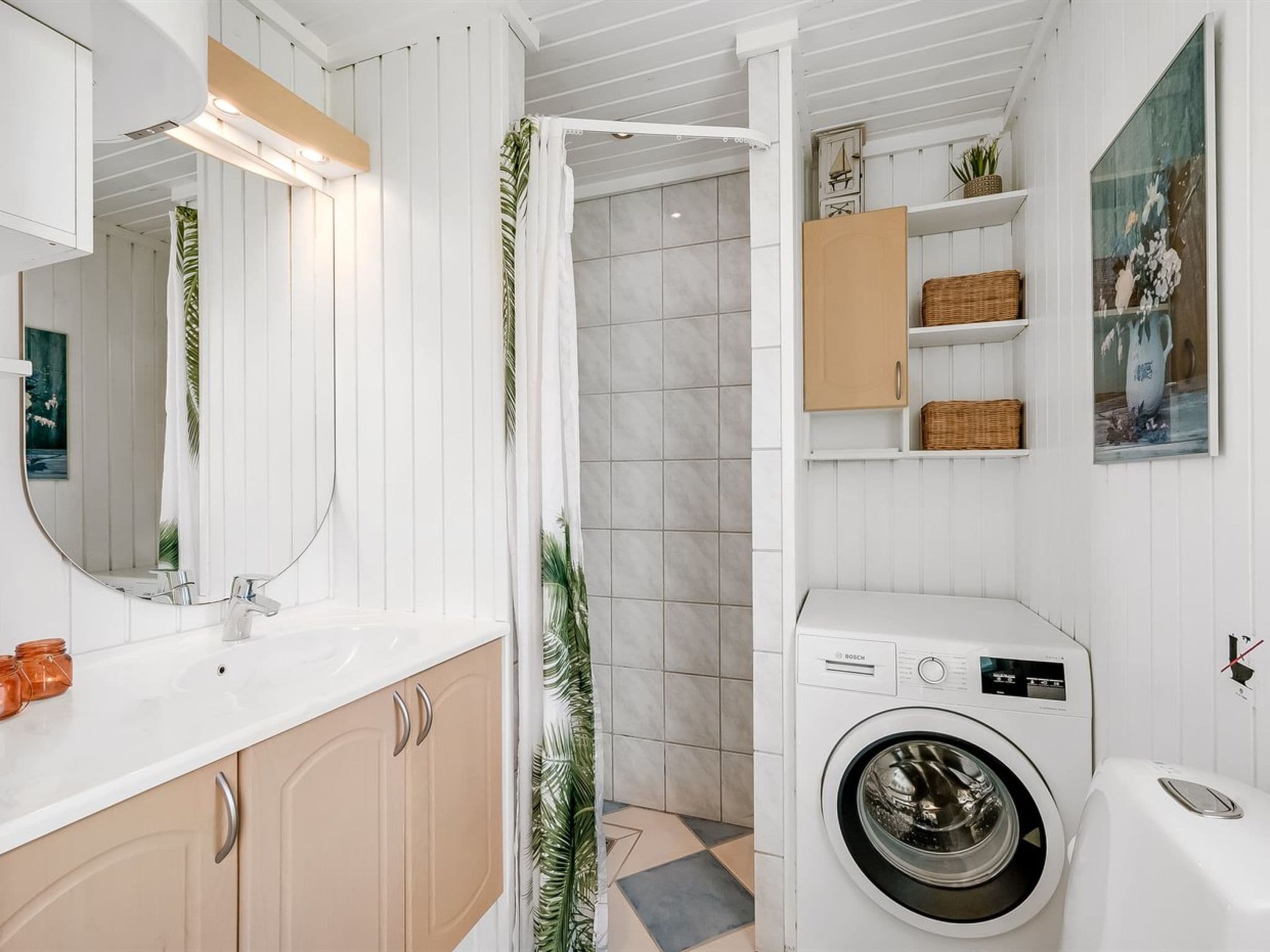 Bathroom / Wellness