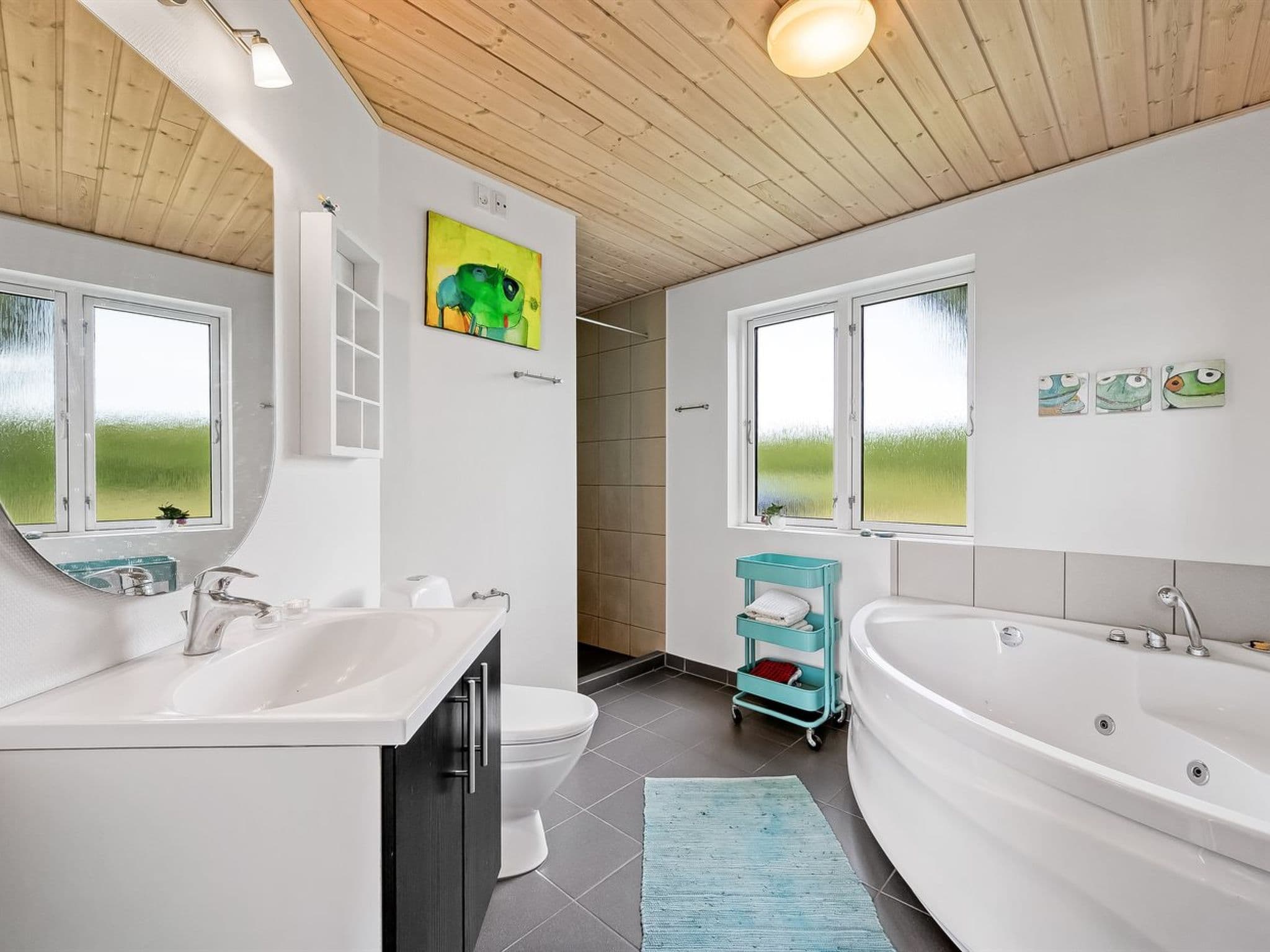 Bathroom / Wellness