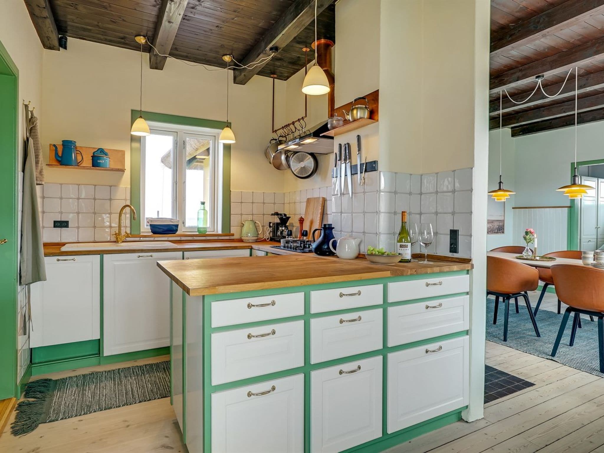 Kitchen / Dining Room