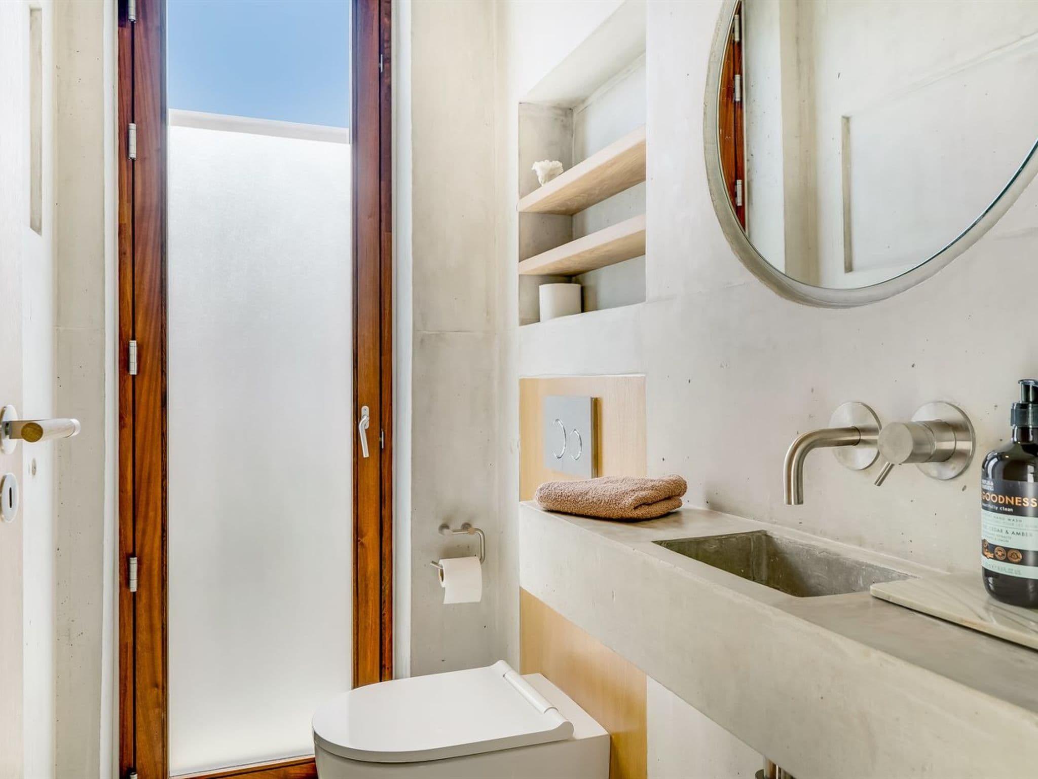 Bathroom / Wellness