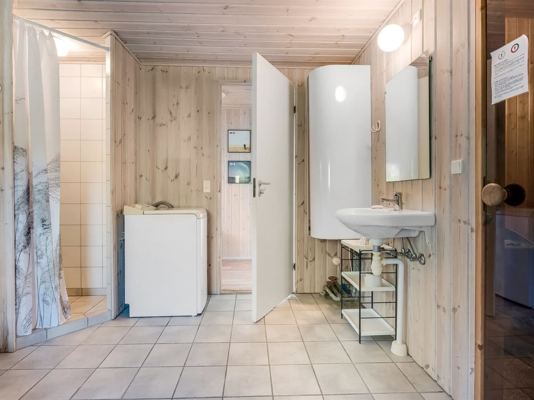 Bathroom / Wellness