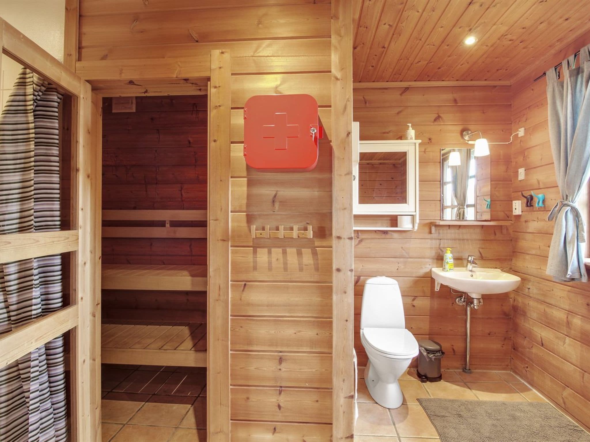 Bathroom / Wellness