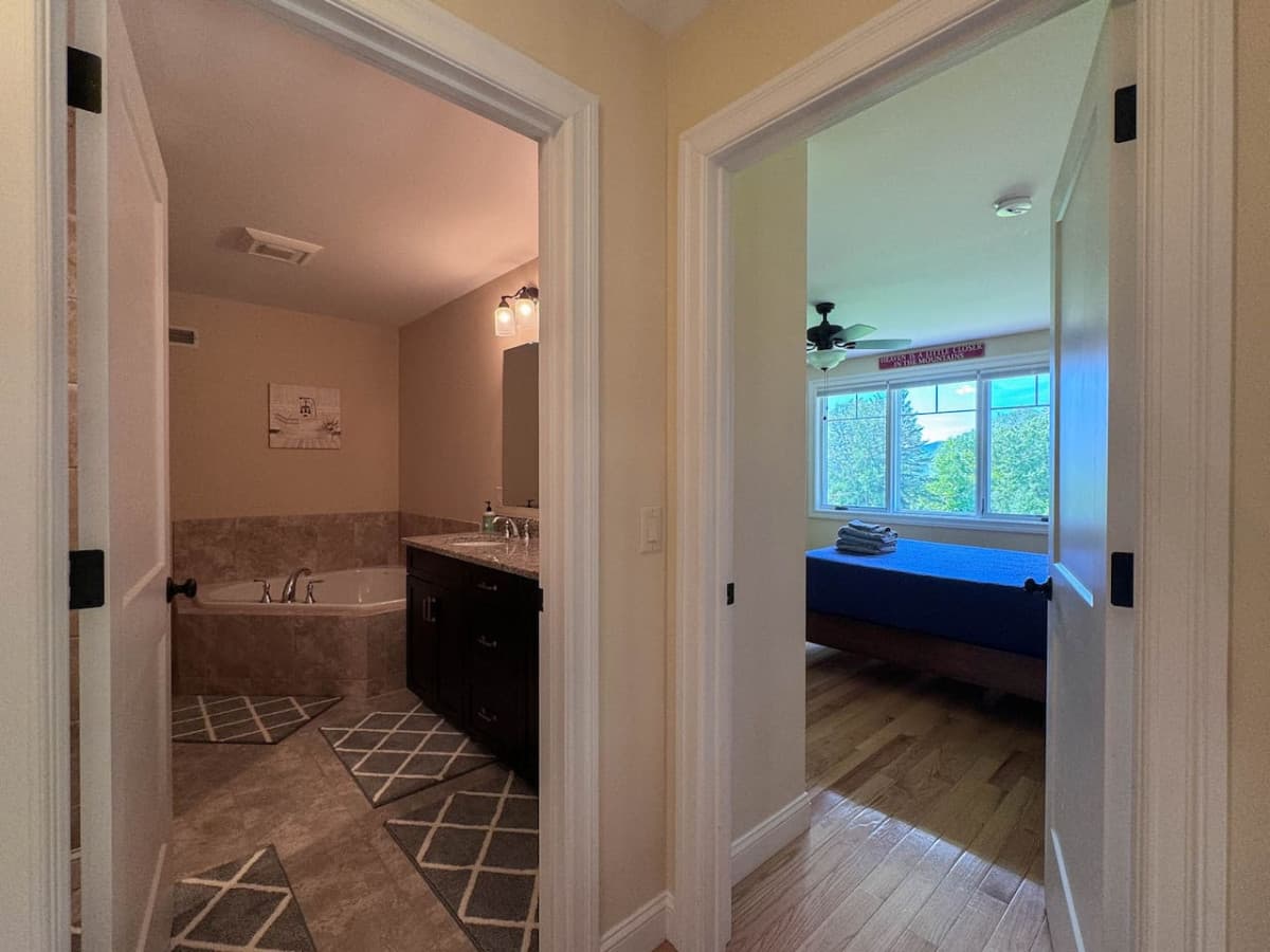 Gallery Image 32