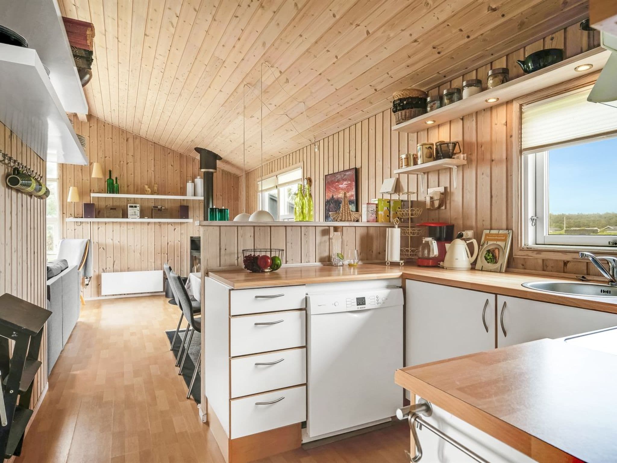 Kitchen / Dining Room