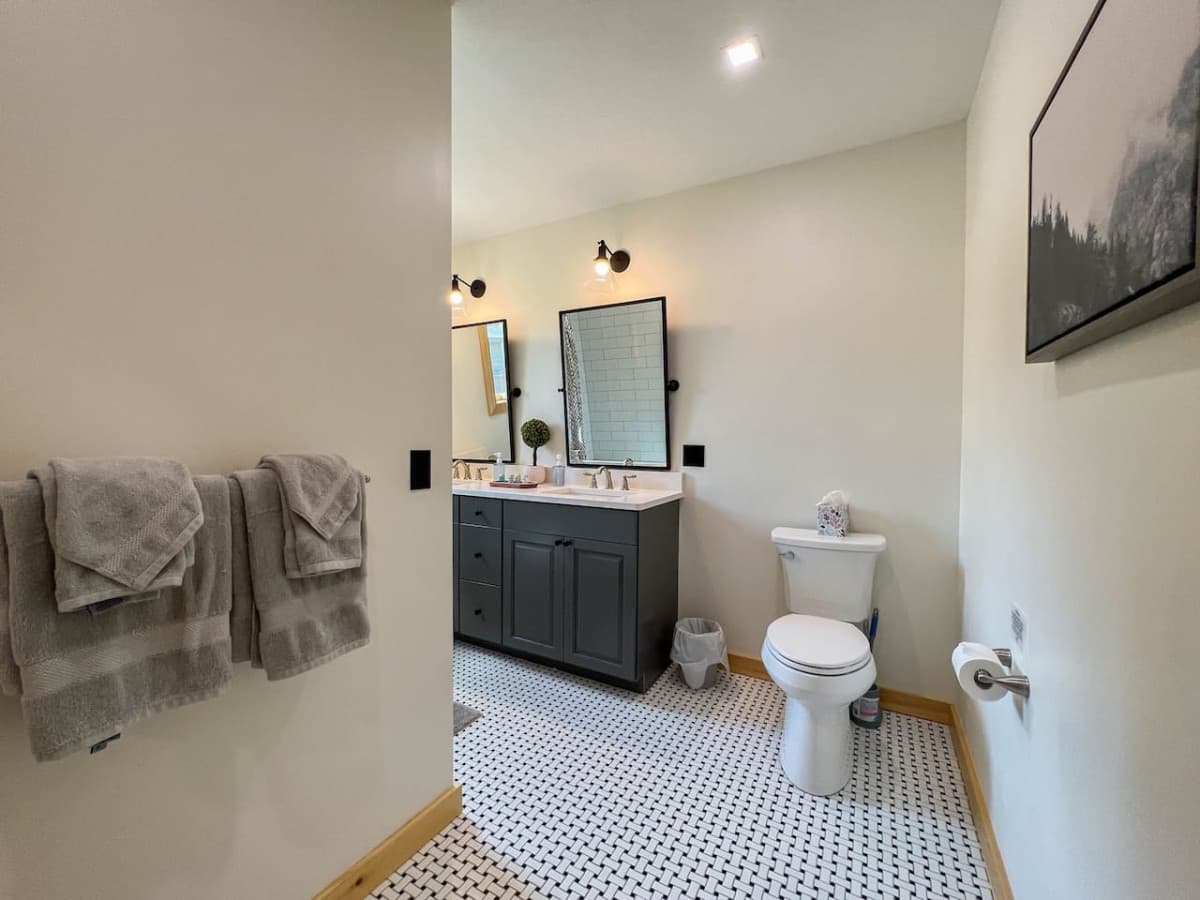 Gallery Image 43