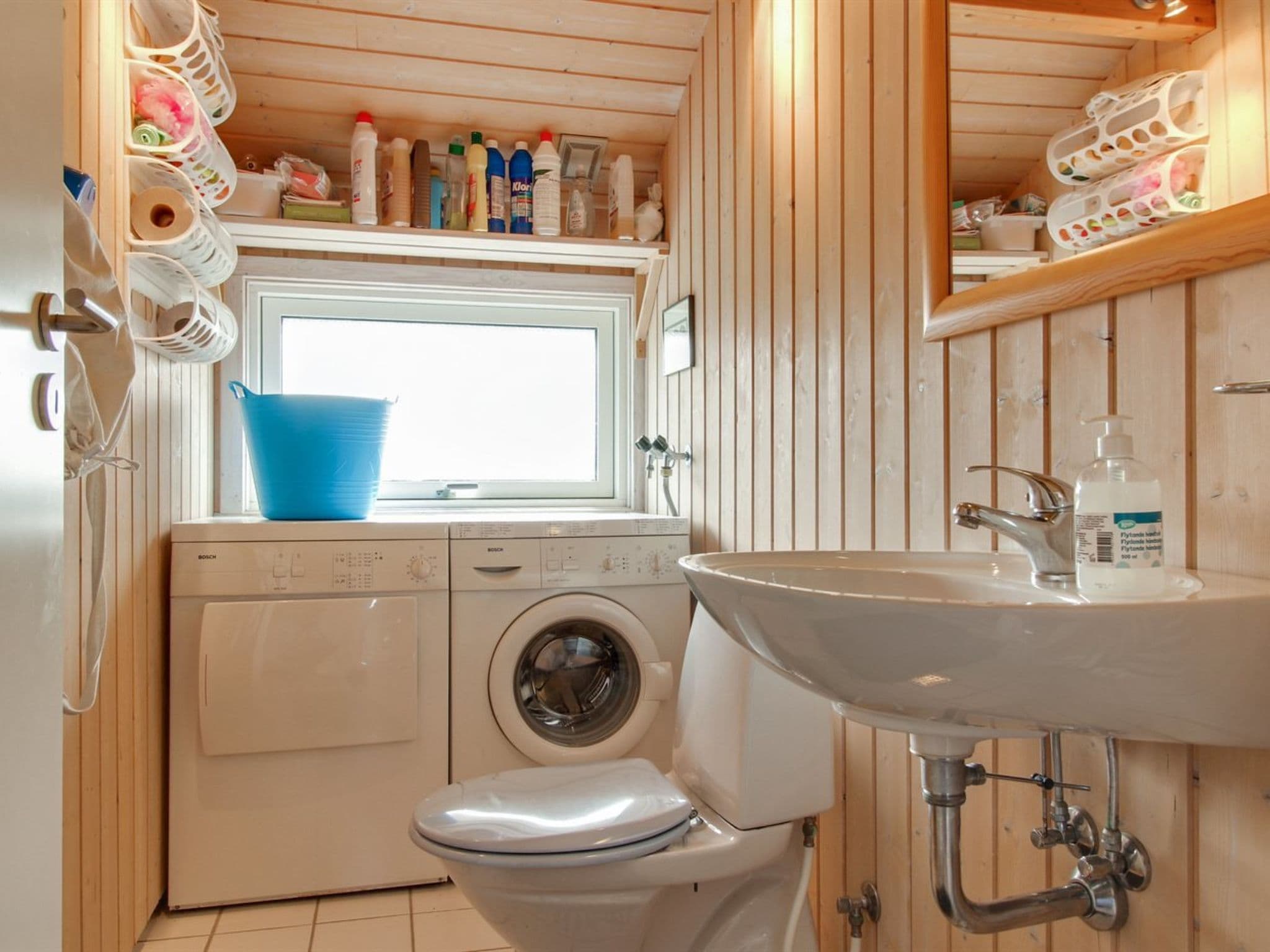 Bathroom / Wellness