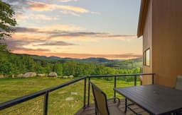 Vista Ridge | Mountain Escape, Majestic Views + AC