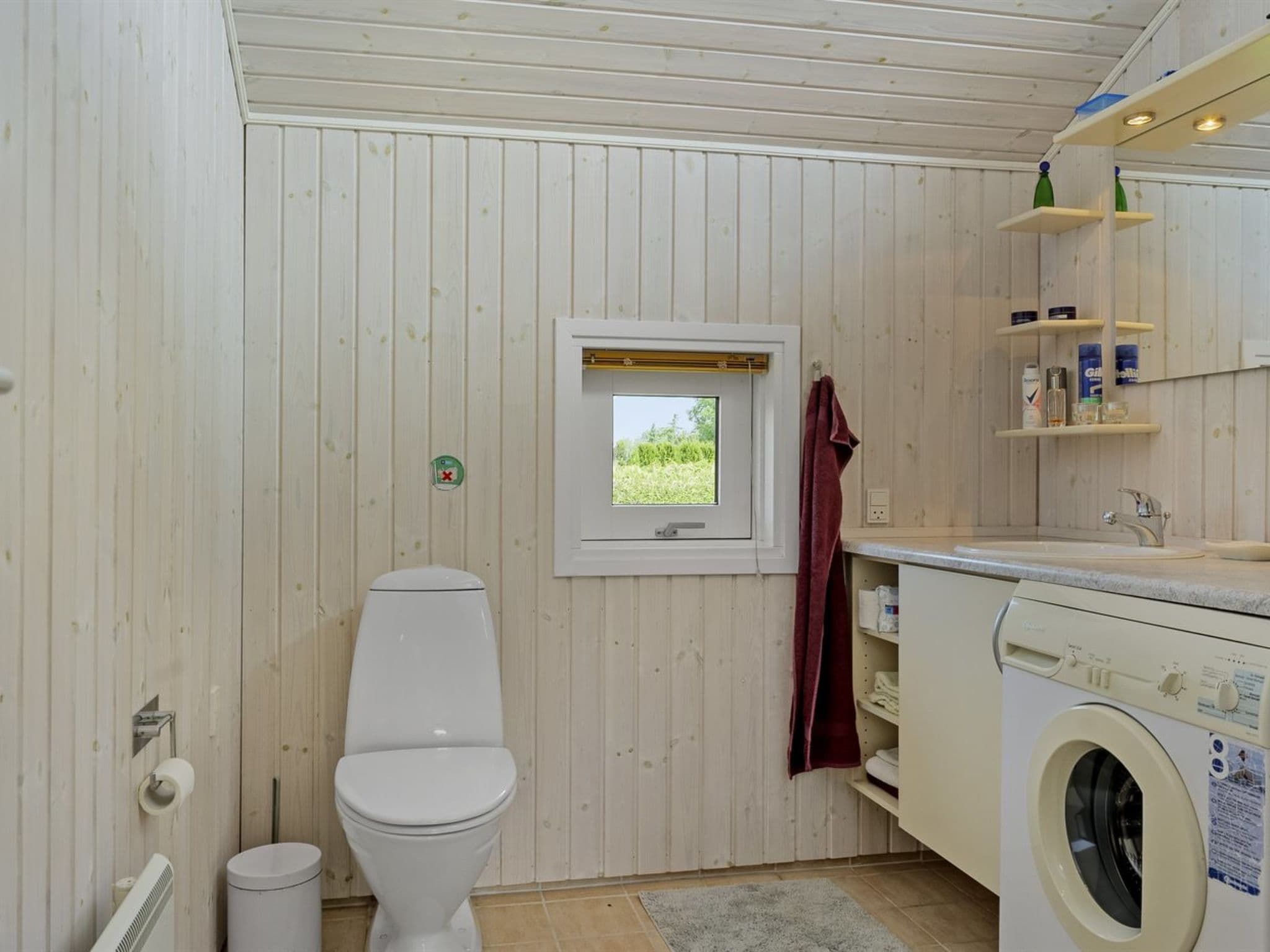 Bathroom / Wellness