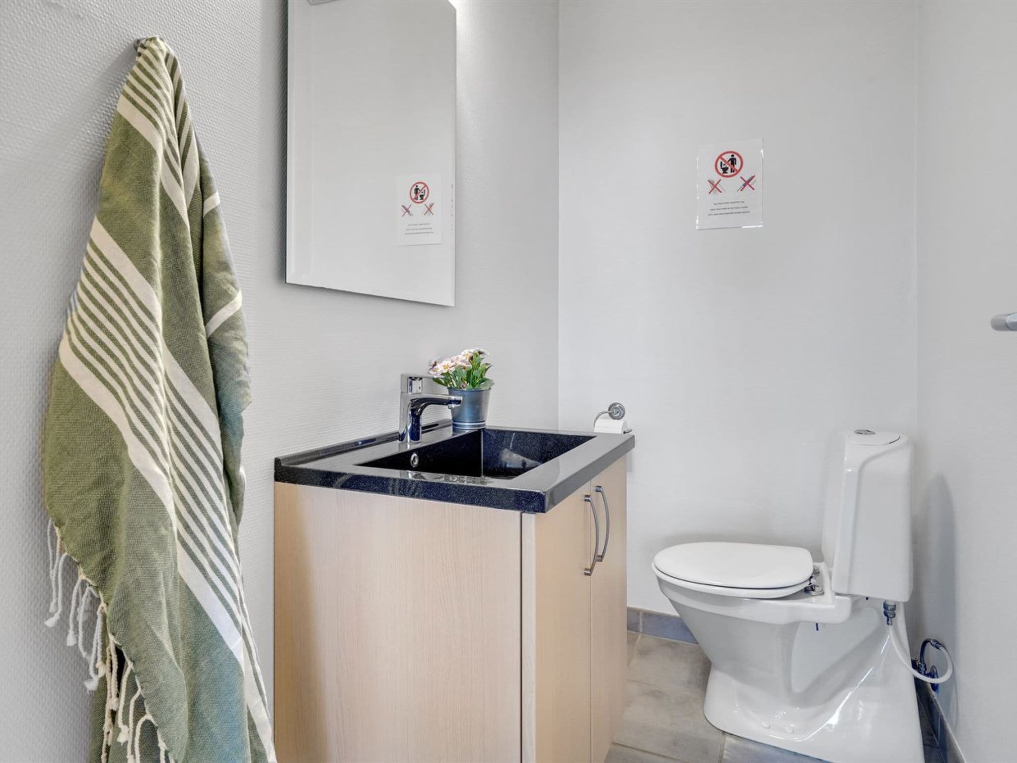 Bathroom / Wellness
