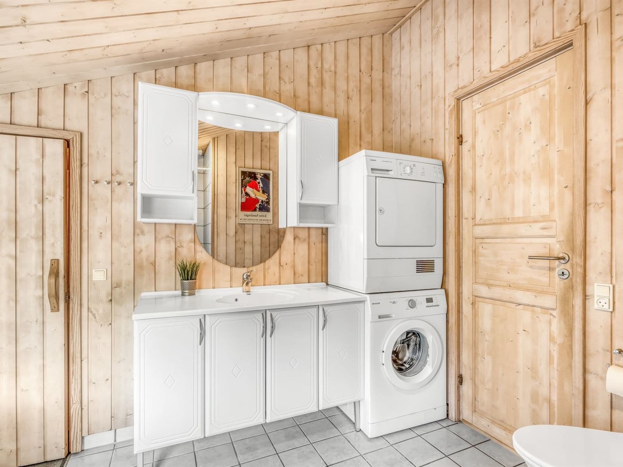 Bathroom / Wellness