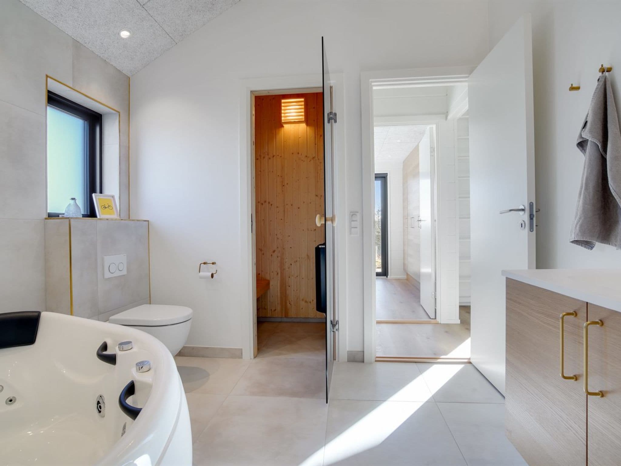 Bathroom / Wellness