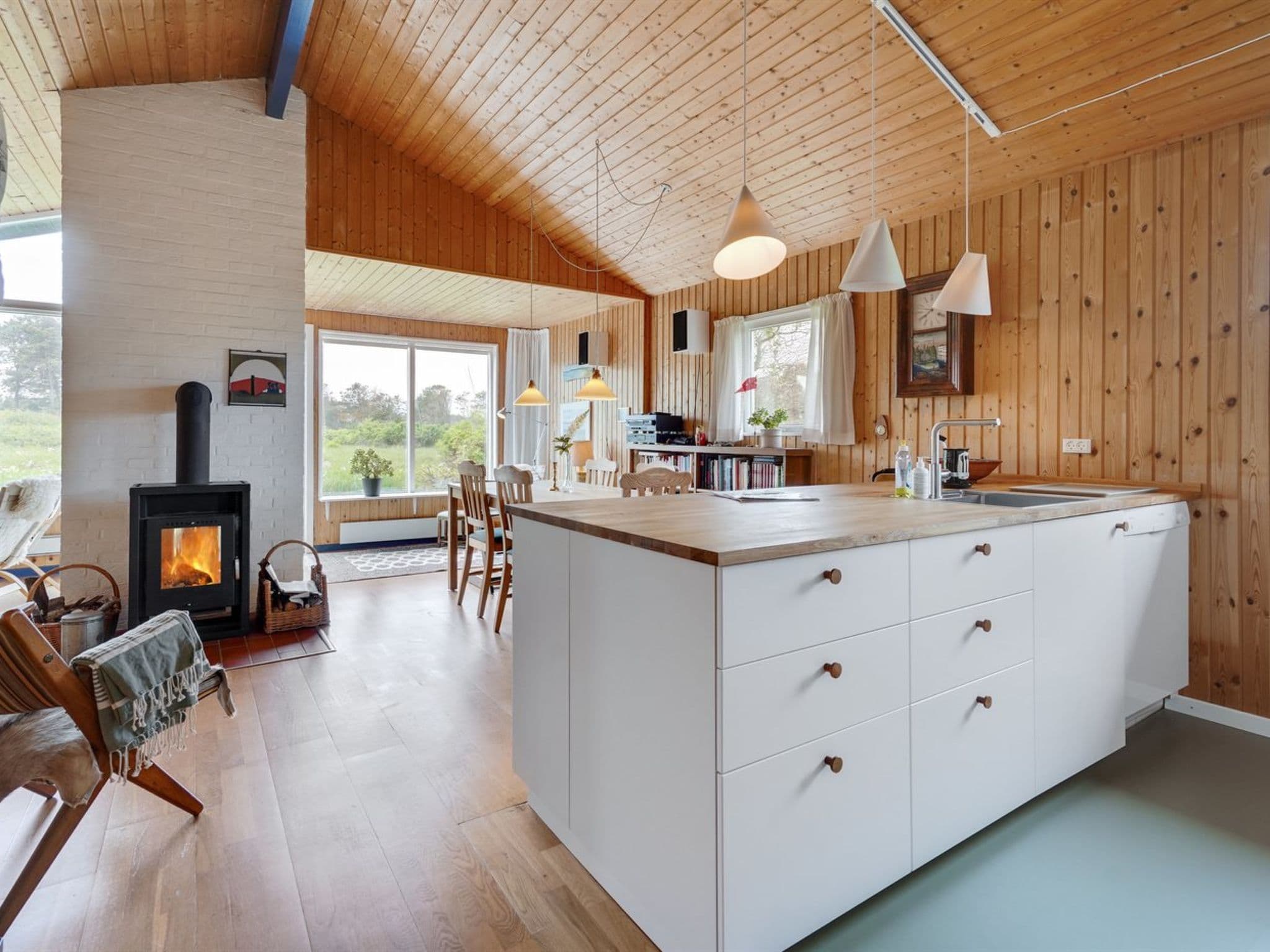 Kitchen / Dining Room