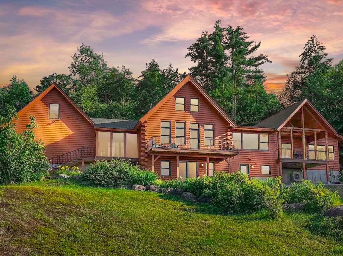 Peak View Cabin | Views | Spacious | 23 Acres
