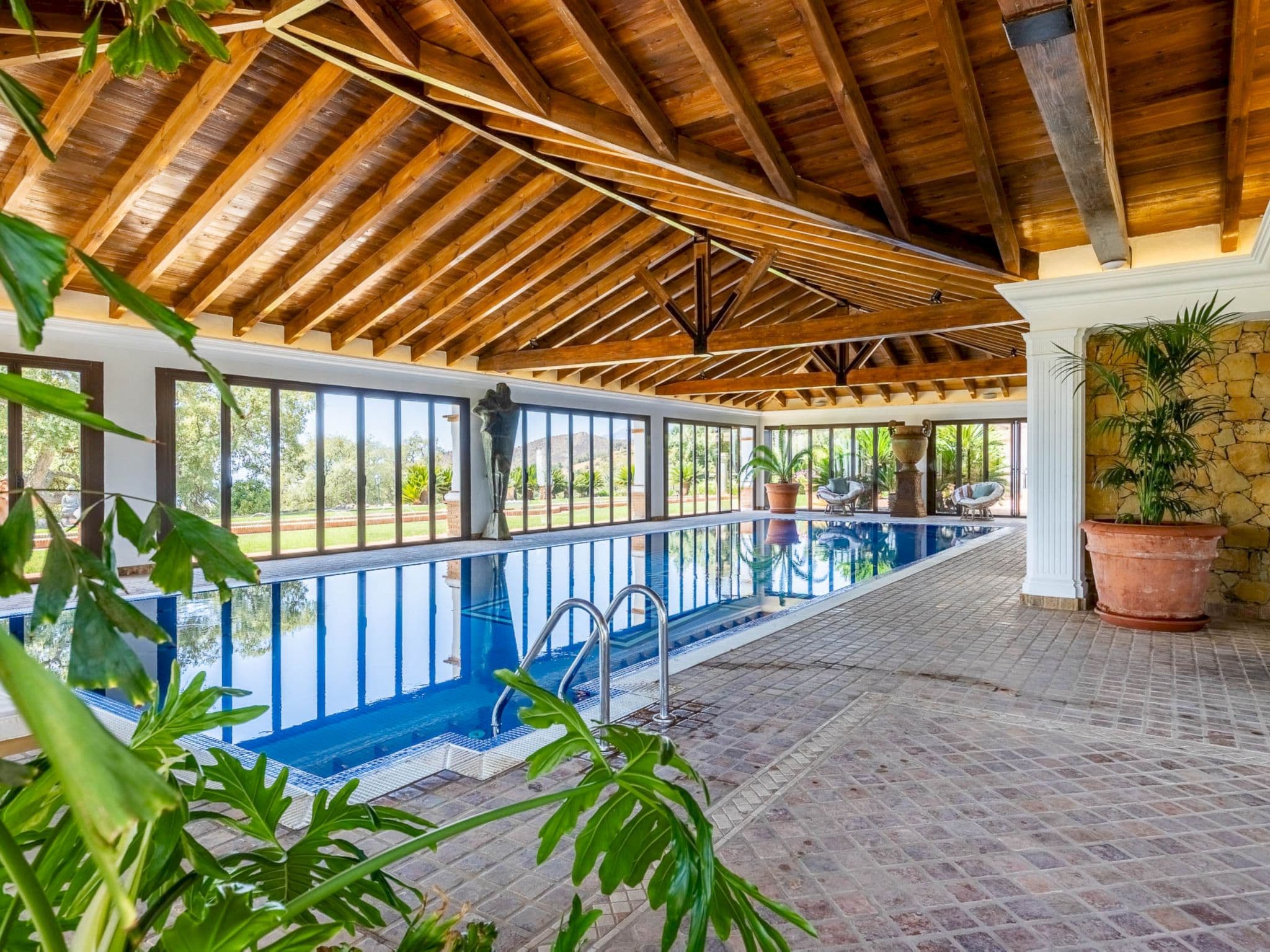 Pool Indoor