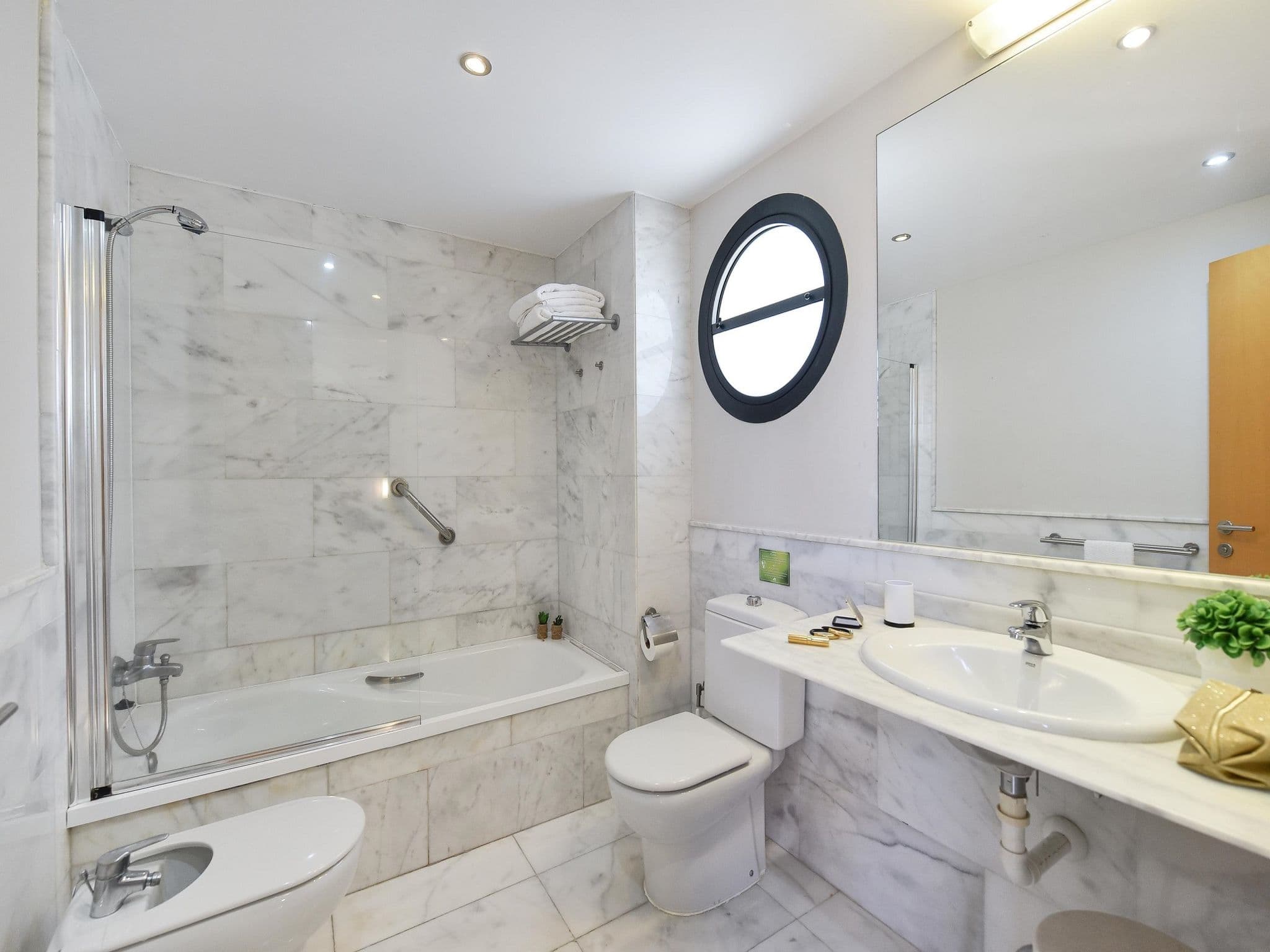 Bathroom / Wellness