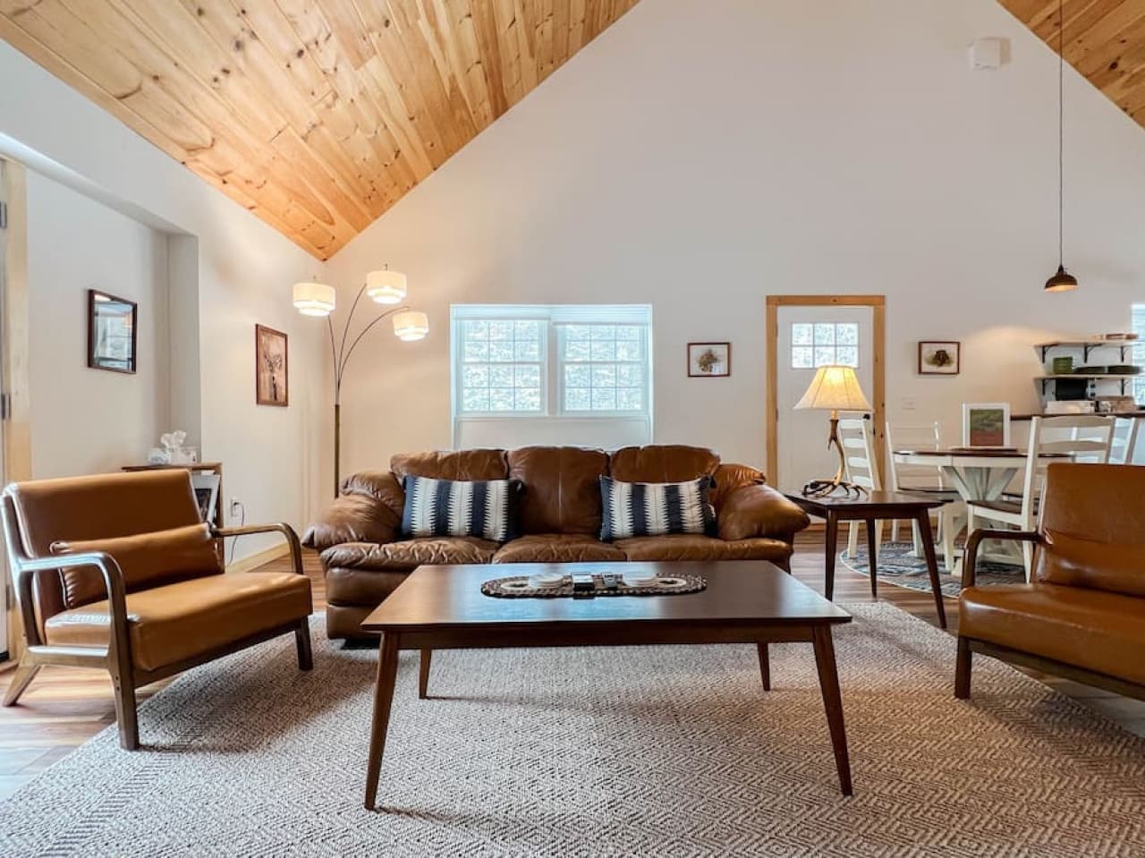 Welcome to the Luxe White Mountain Dream Cabin - Fryeburg Maine