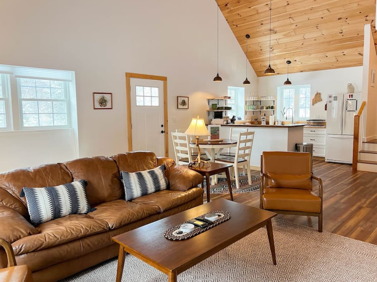 Open concept cabin with cleanliness always at a 5 star rating
