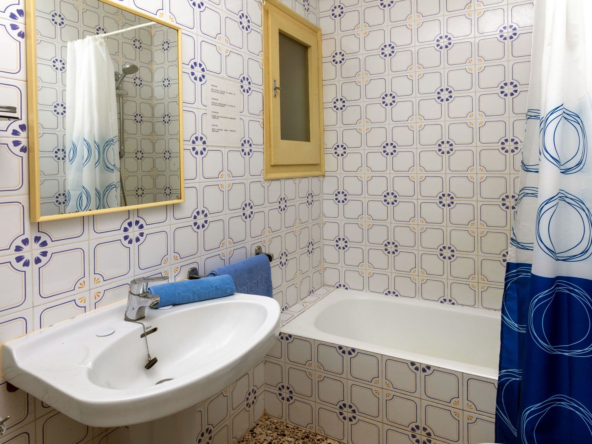 Bathroom / Wellness