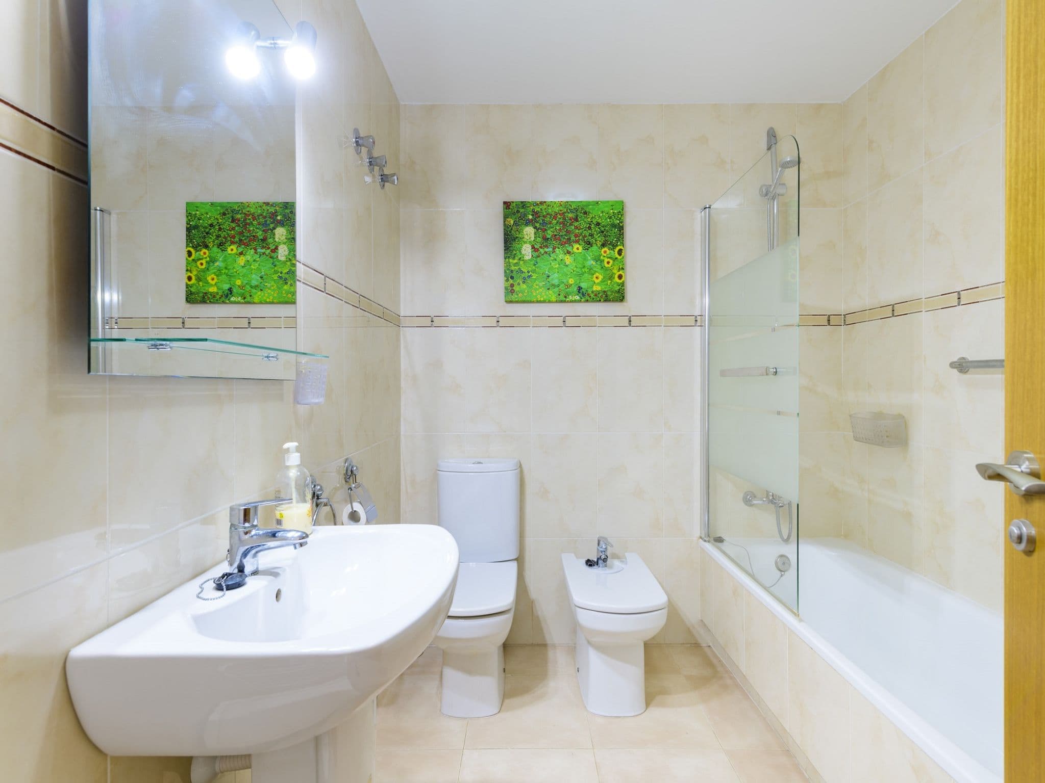 Bathroom / Wellness